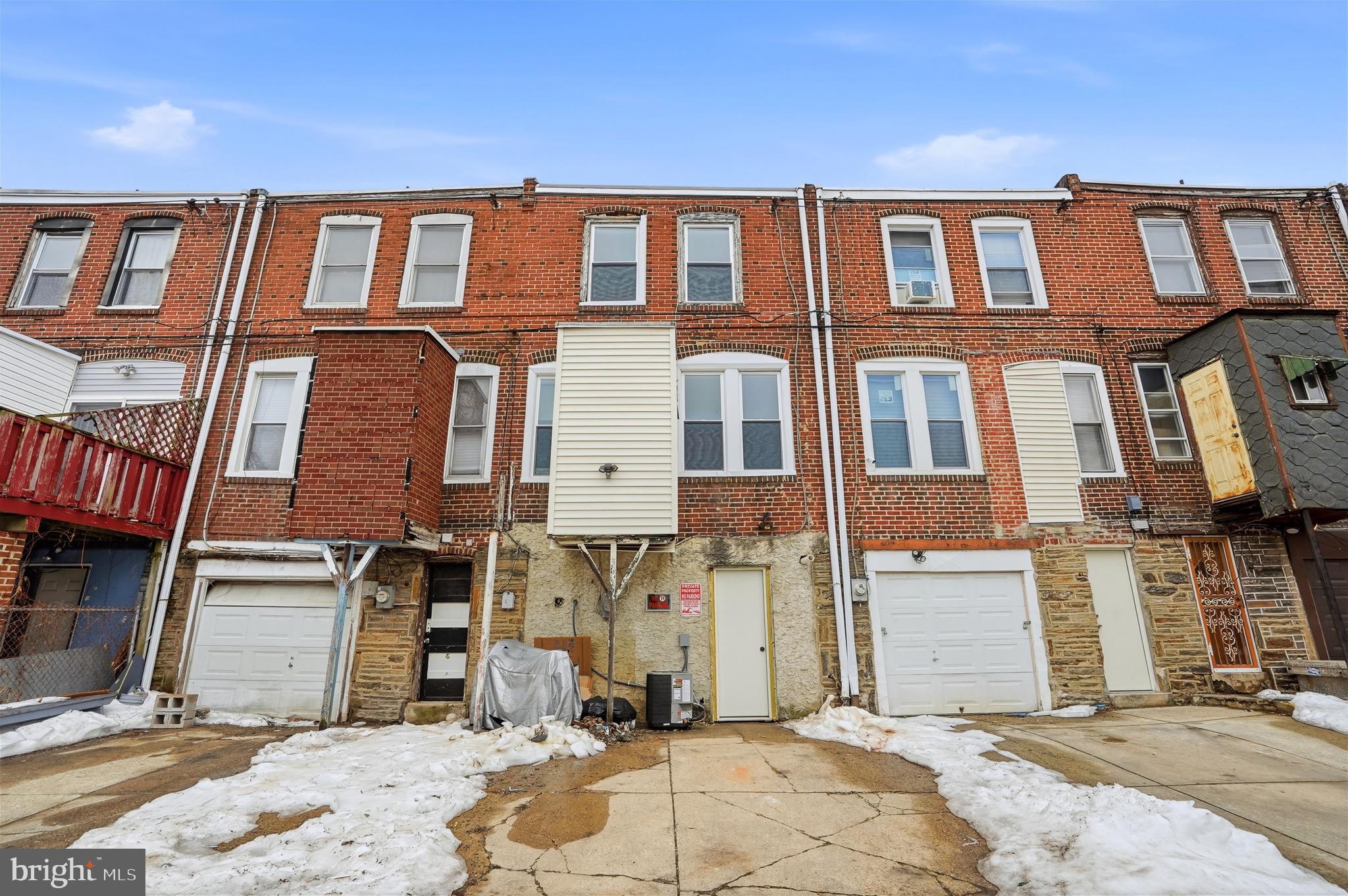 WEST OAK LANE - Residential