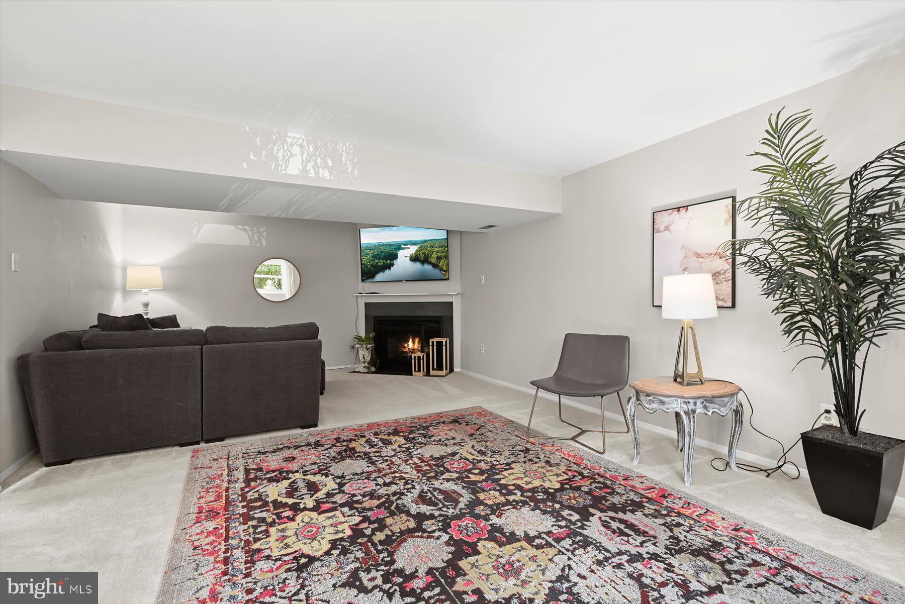 KINGS CONTRIVANCE - Residential
