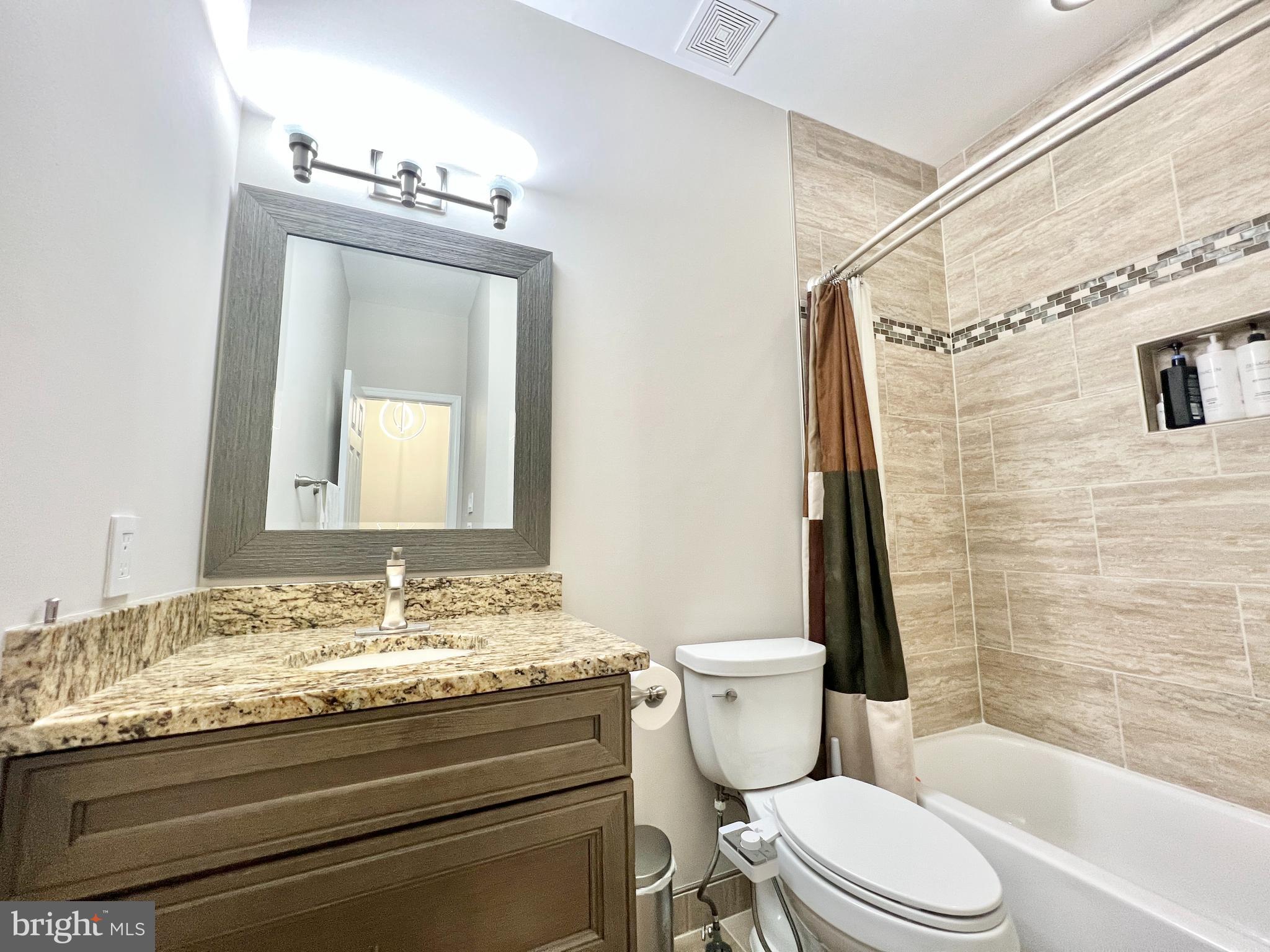 MCNAIR FARMS LANDBAY 11 - Residential