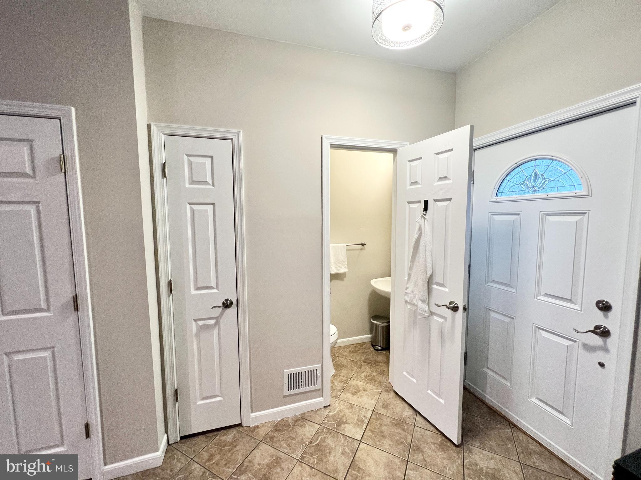 MCNAIR FARMS LANDBAY 11 - Residential
