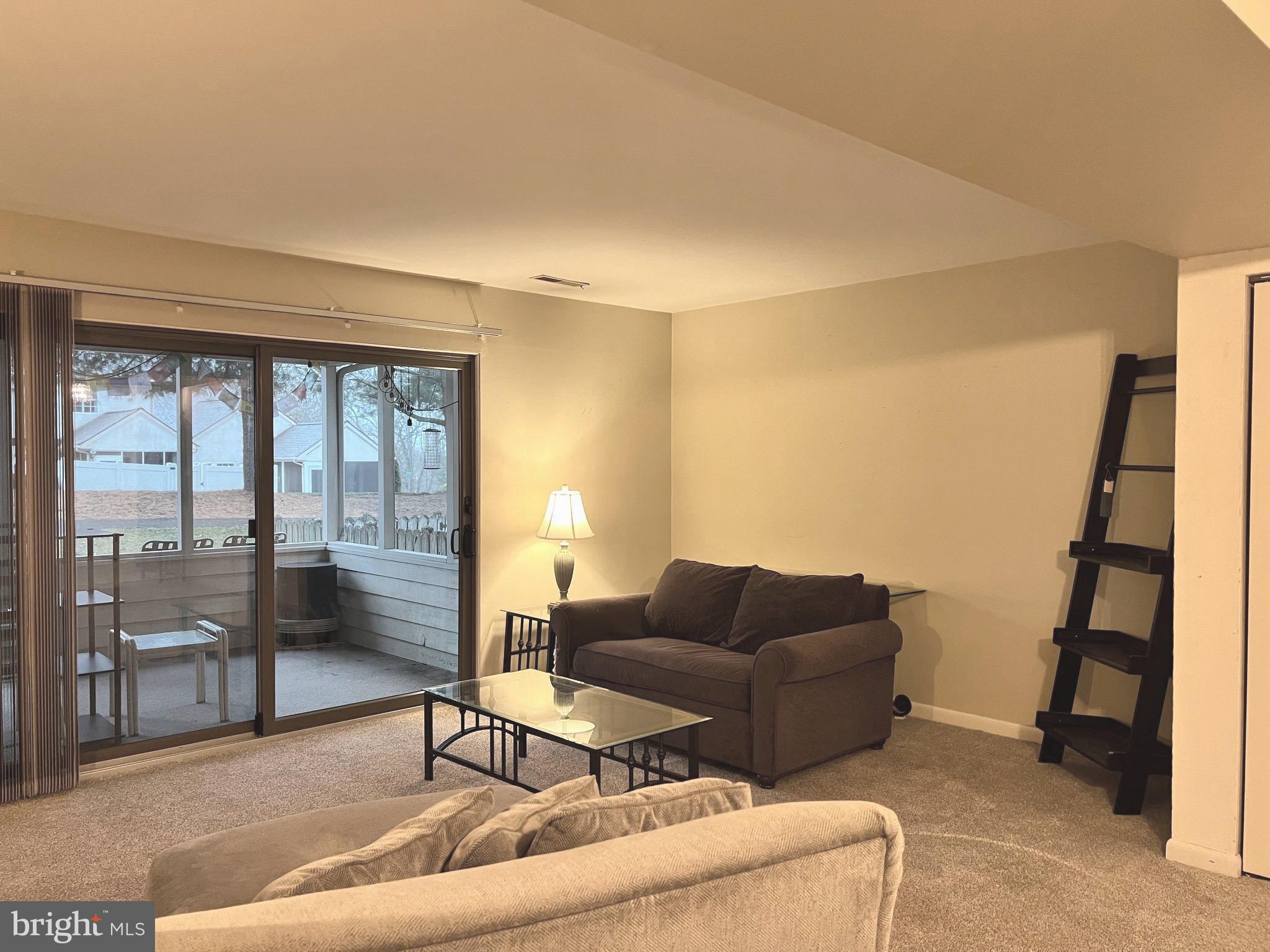 CROSSGATES - Residential