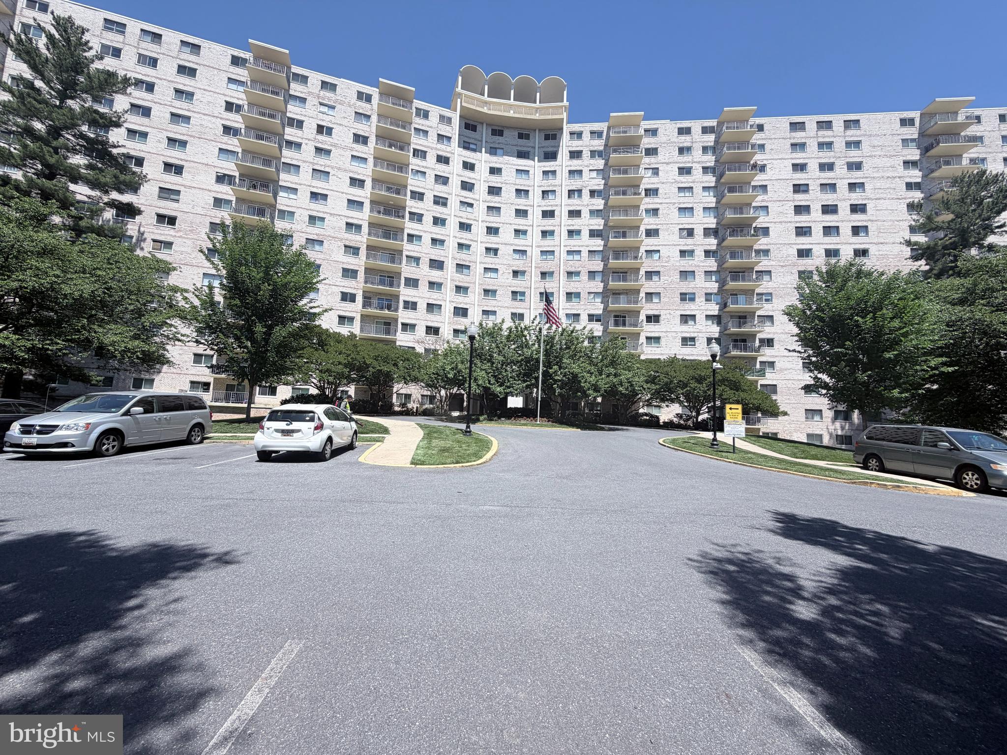 UNIVERSITY TOWERS CODM - Residential
