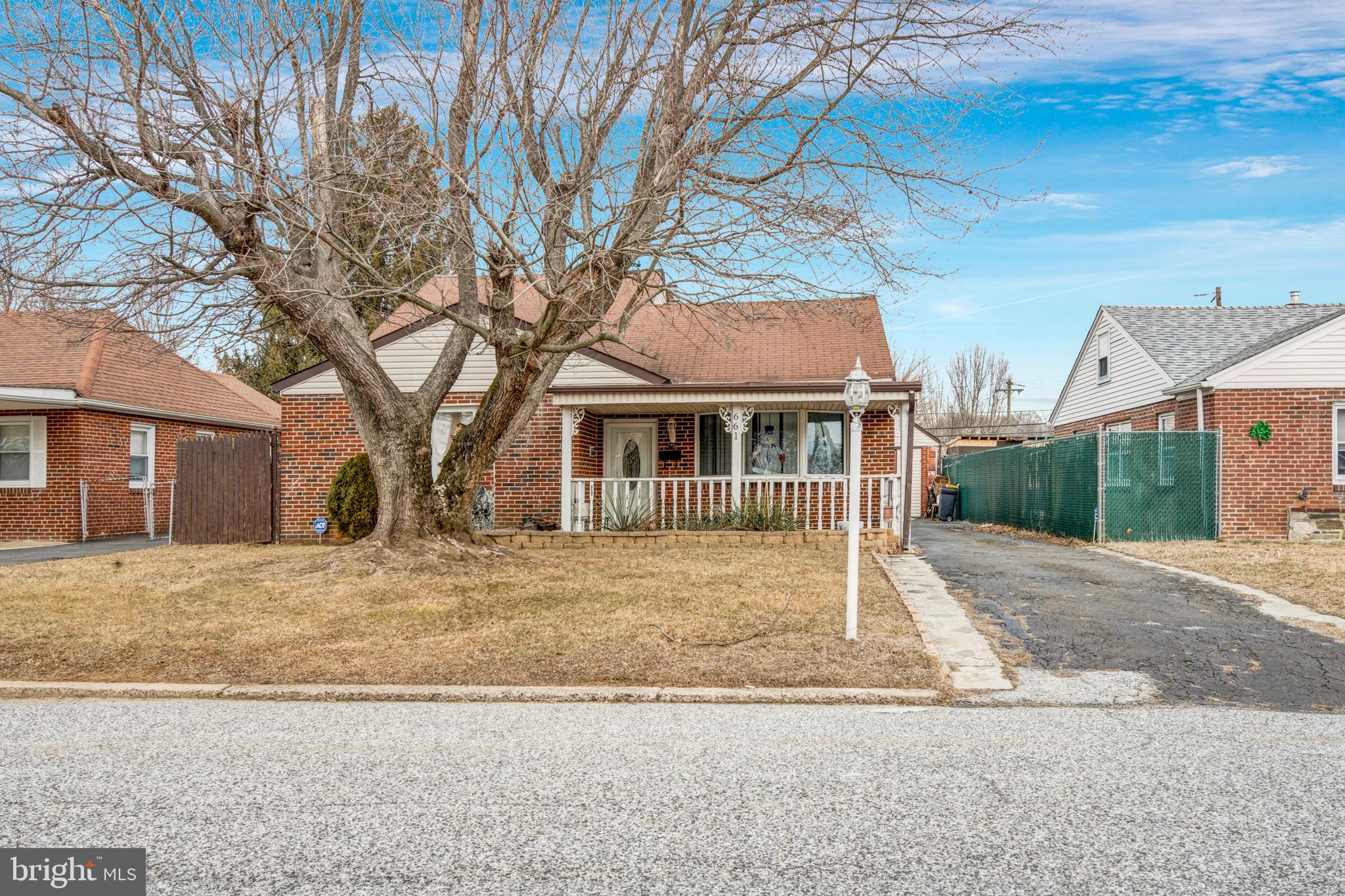 SOMERTON - Residential