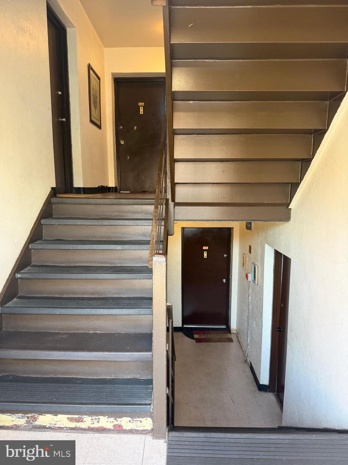 HILLCREST - Residential