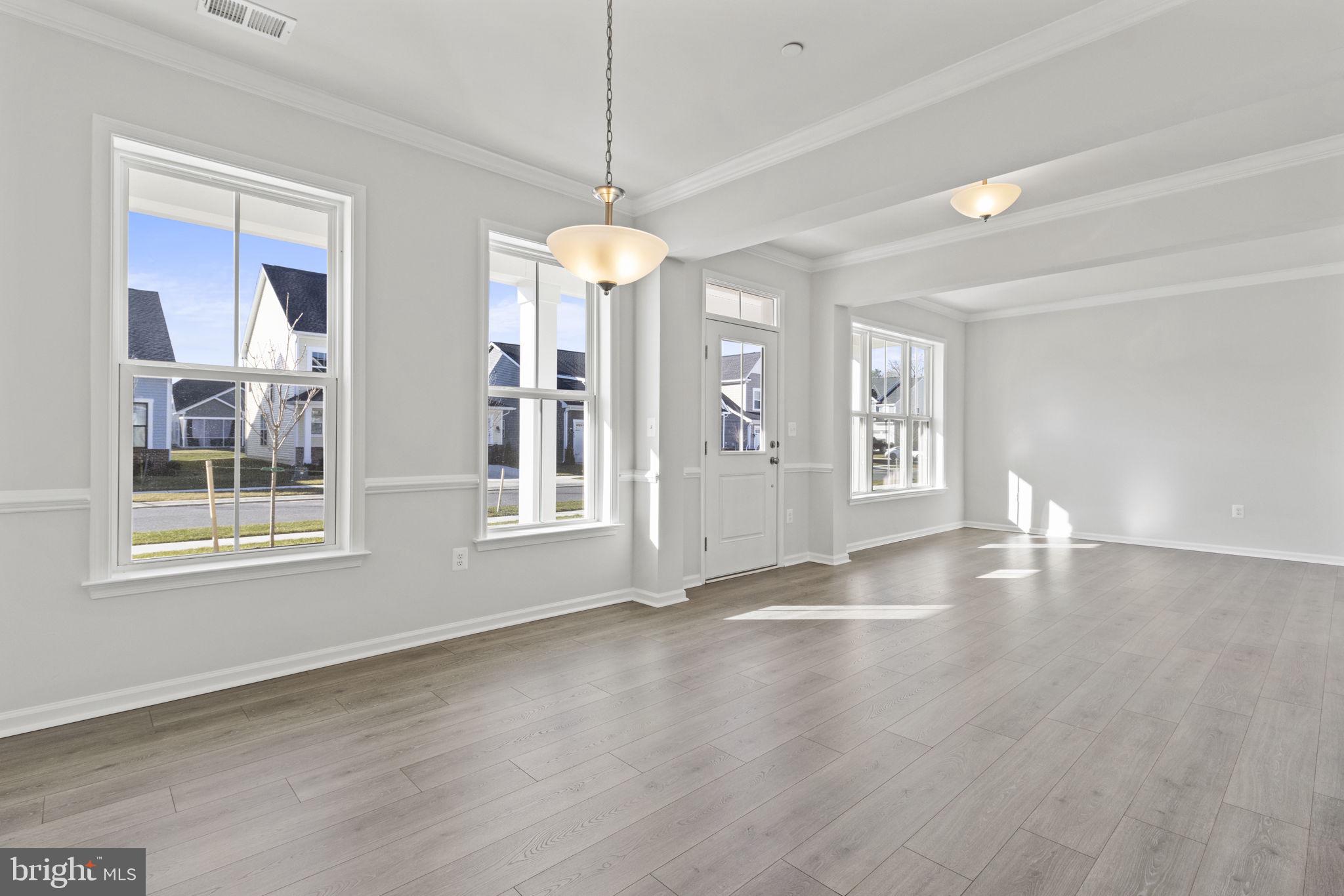 LAKESIDE AT TRAPPE - Residential