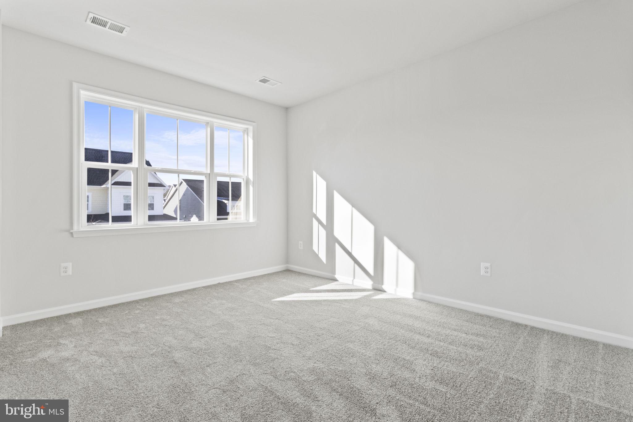 LAKESIDE AT TRAPPE - Residential