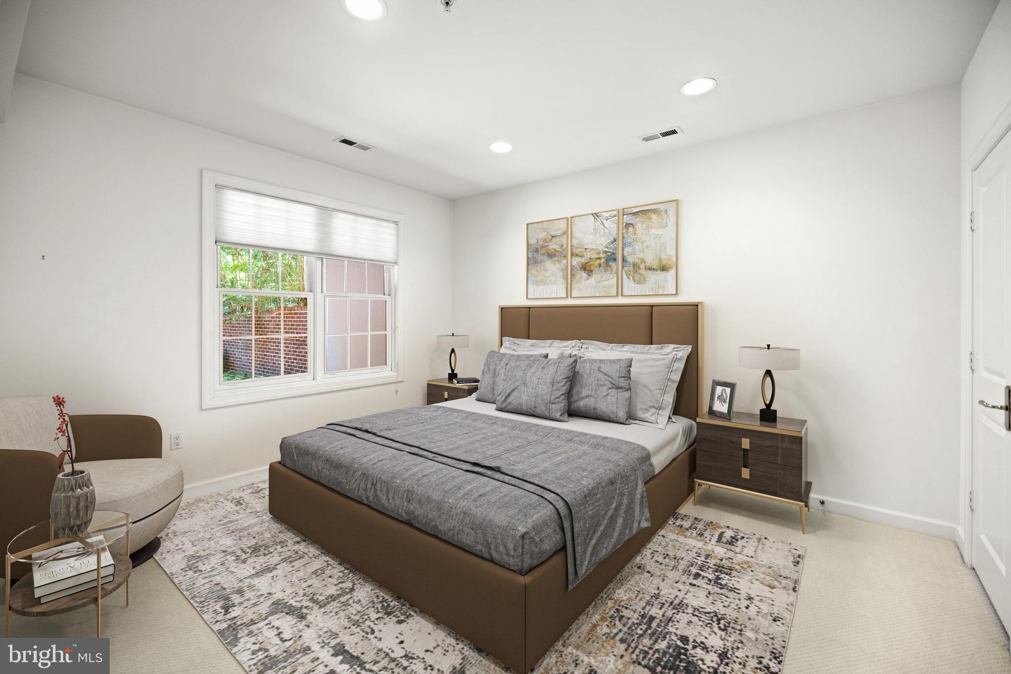 RIVER FALLS - Residential