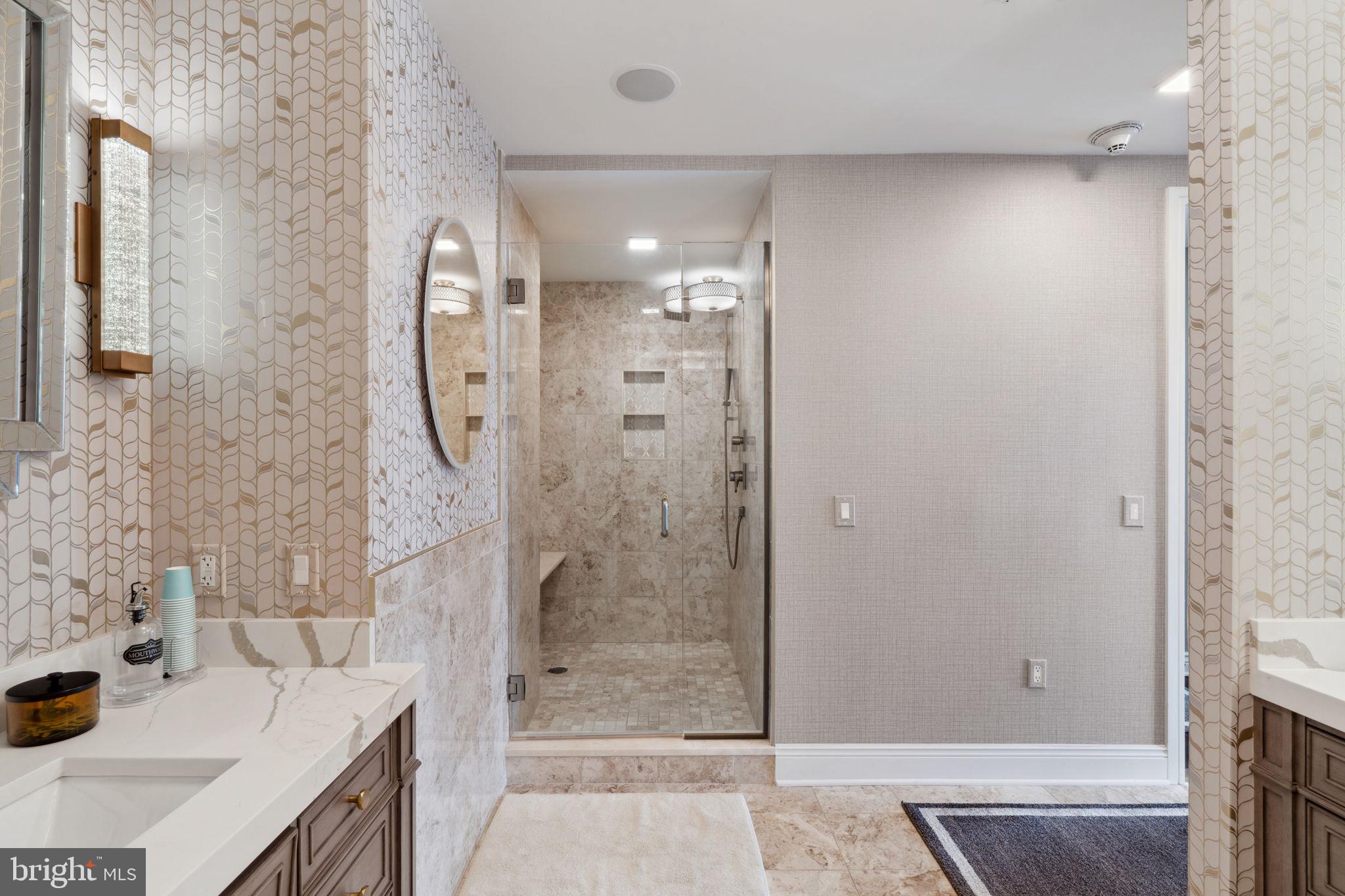 PENN SQUARE - Residential