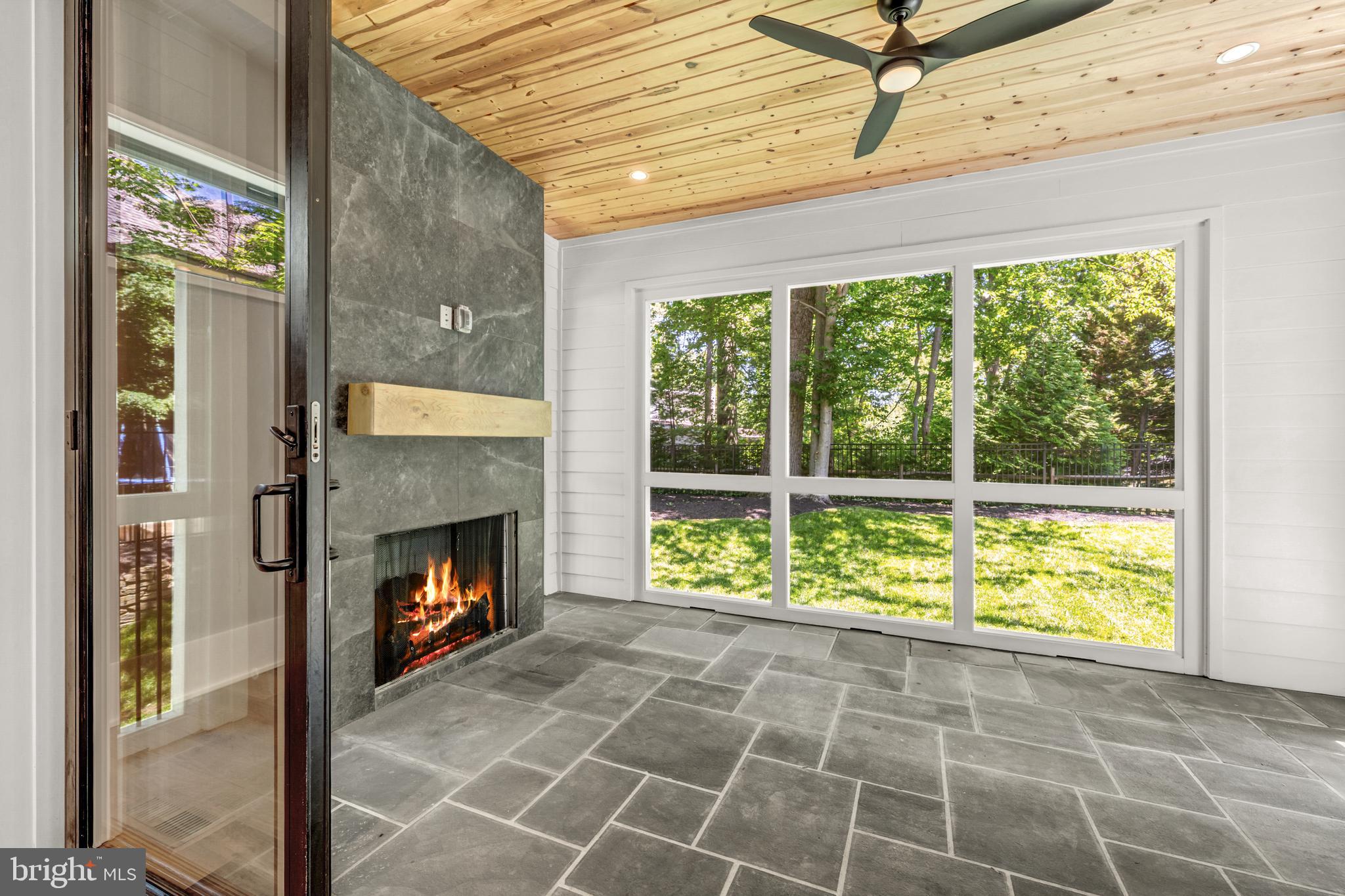 BELLEVUE FOREST - Residential