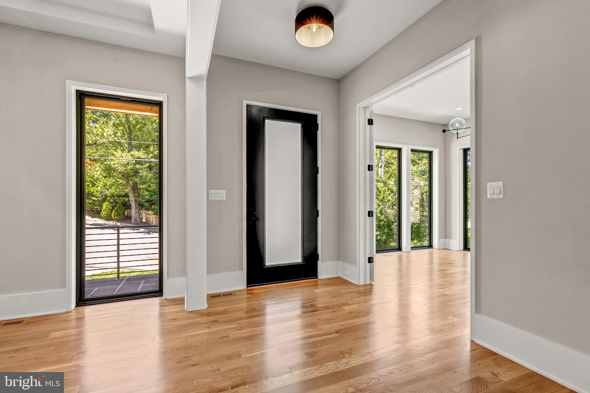 BELLEVUE FOREST - Residential
