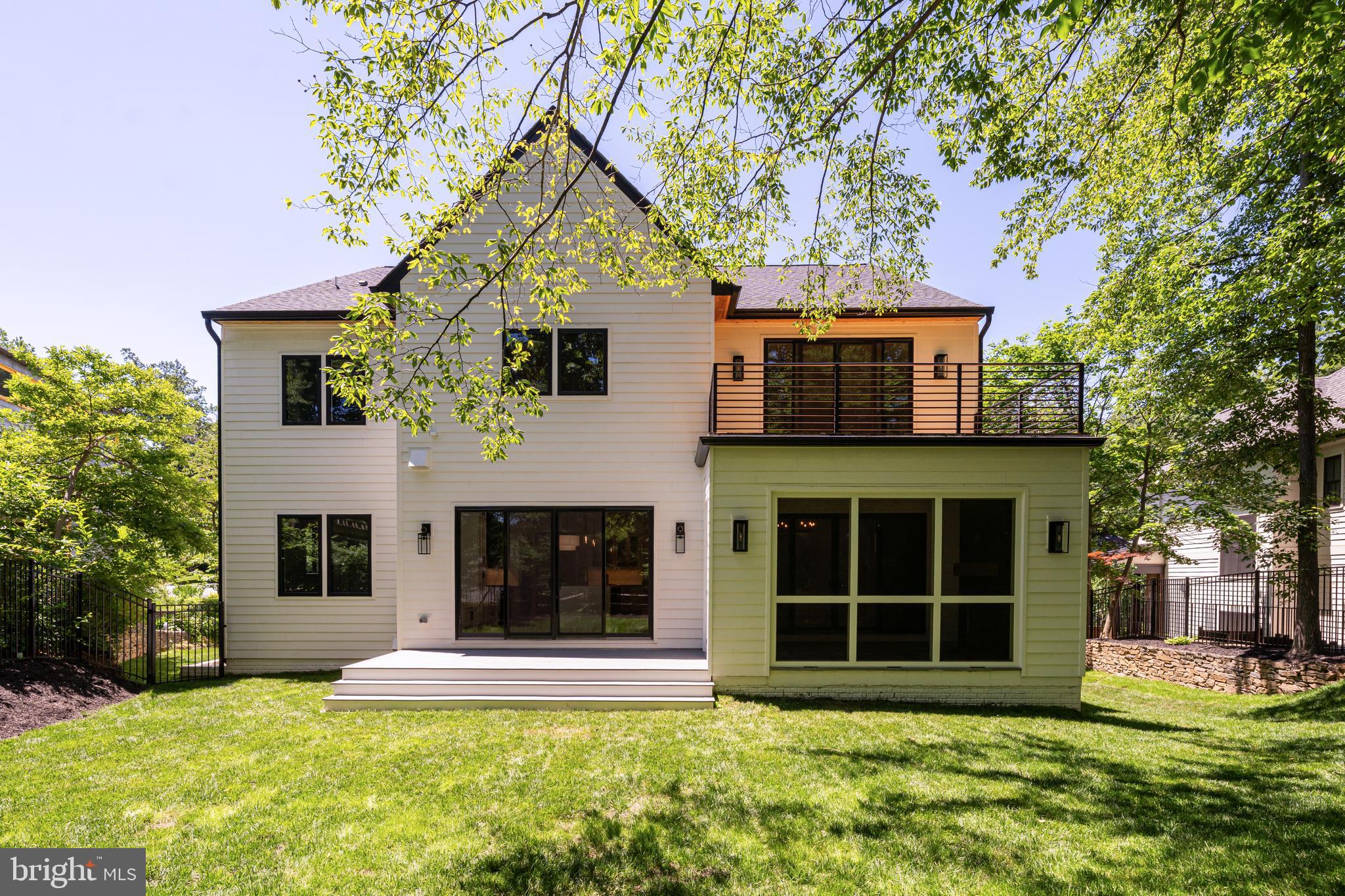 BELLEVUE FOREST - Residential