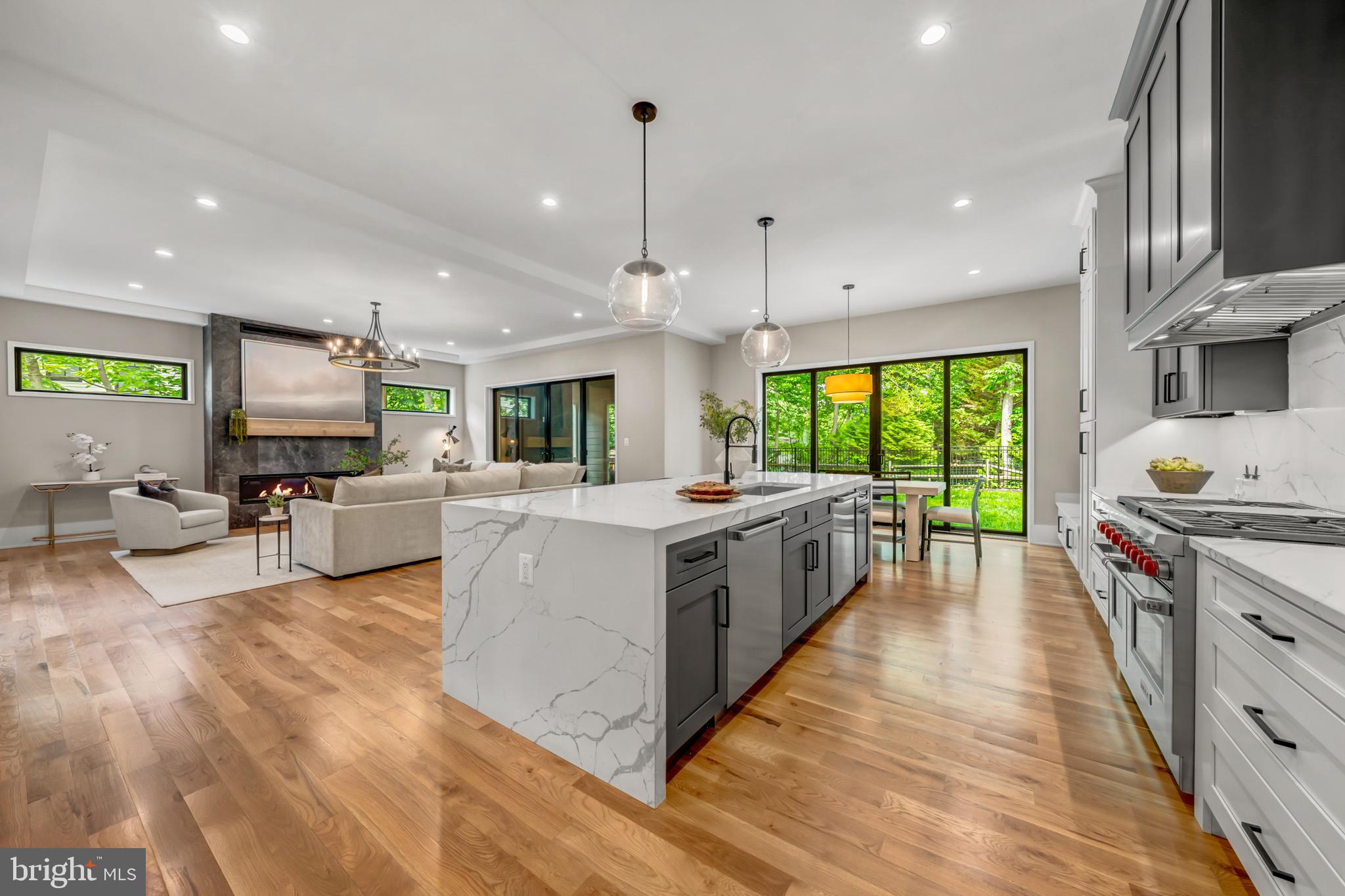 BELLEVUE FOREST - Residential
