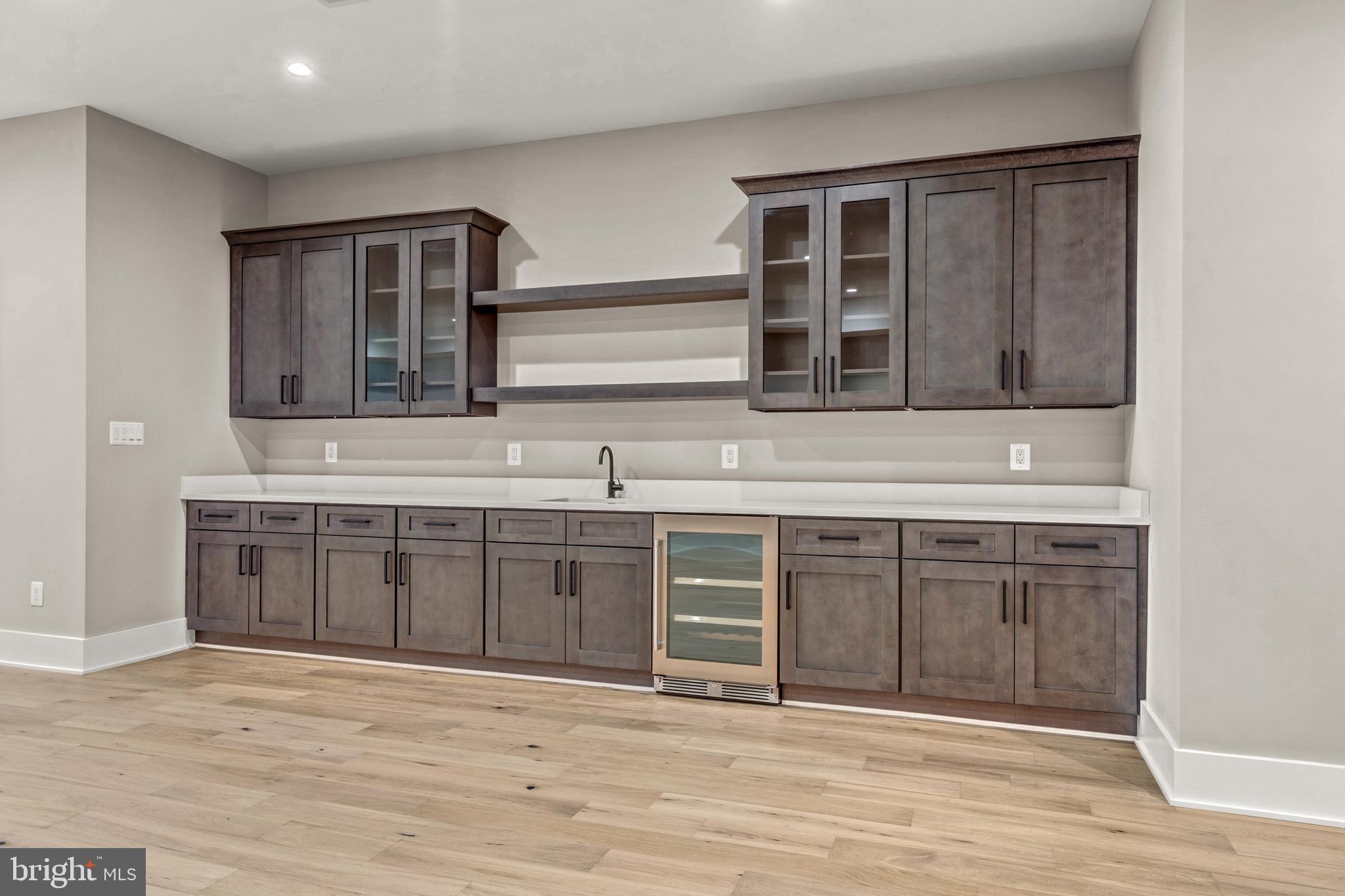 BELLEVUE FOREST - Residential