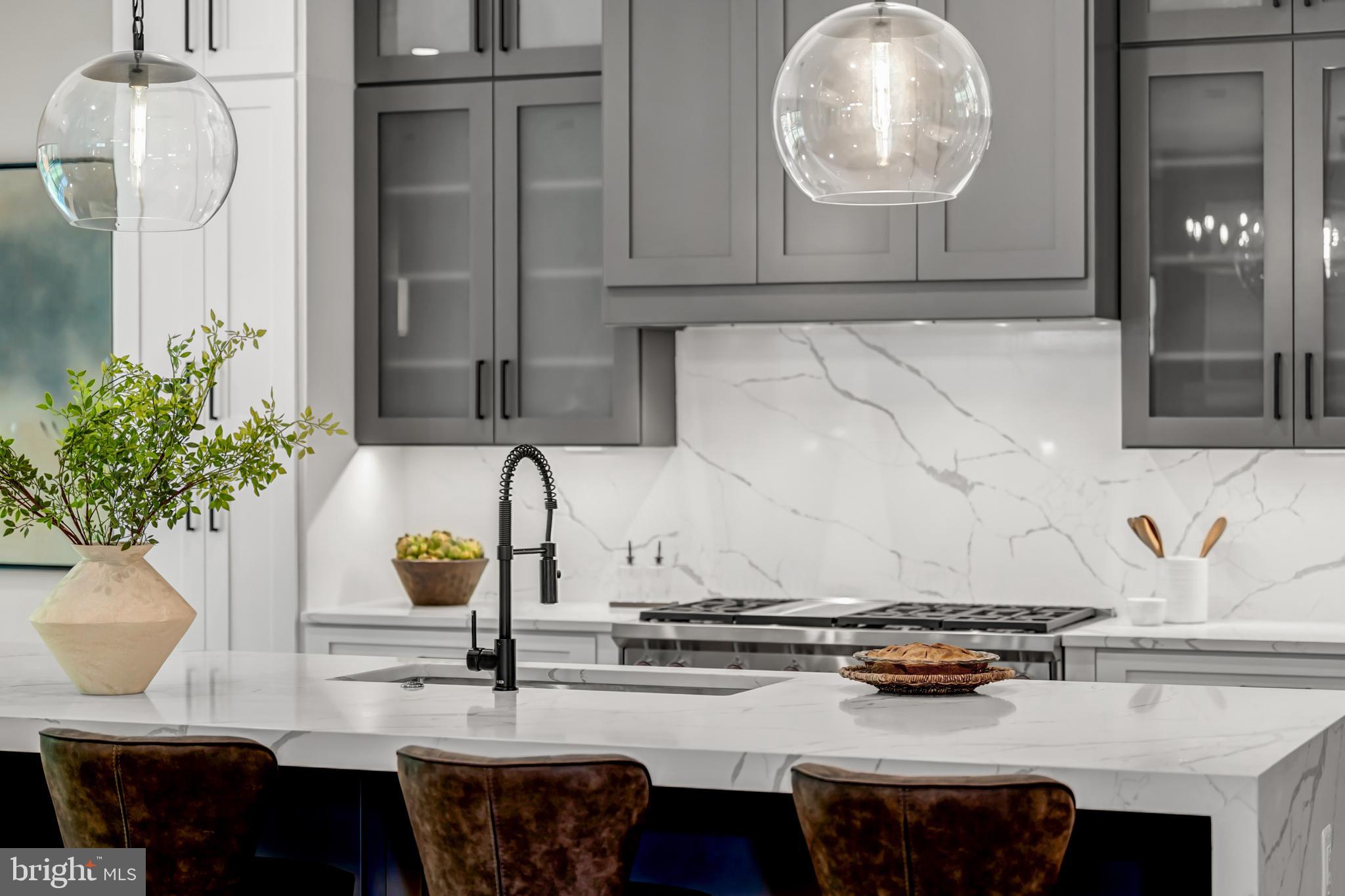 BELLEVUE FOREST - Residential