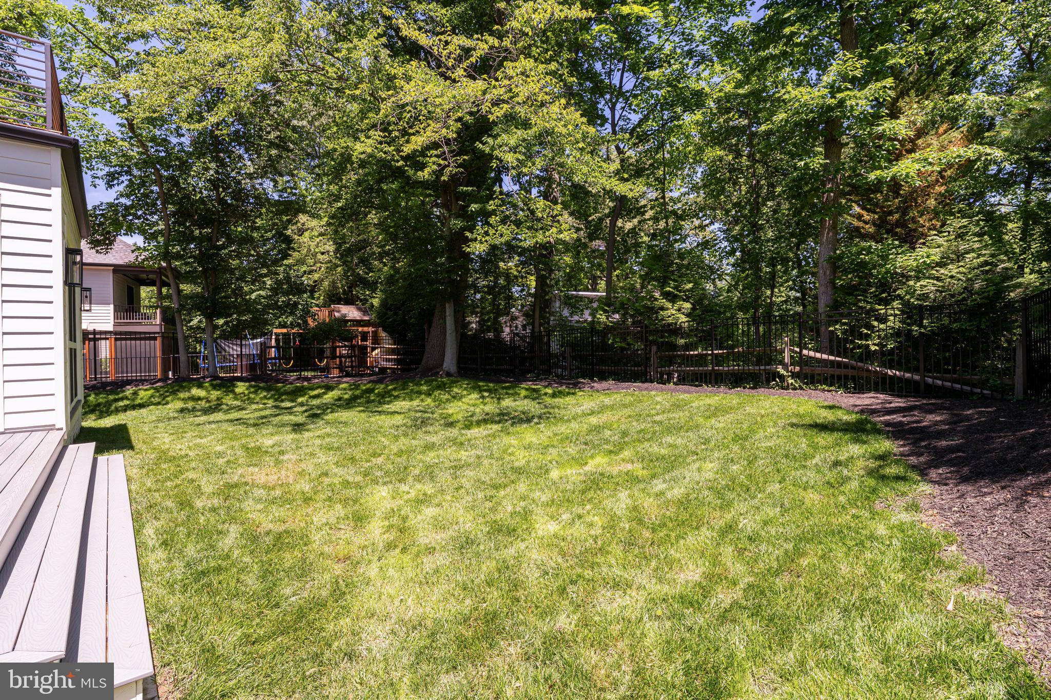 BELLEVUE FOREST - Residential