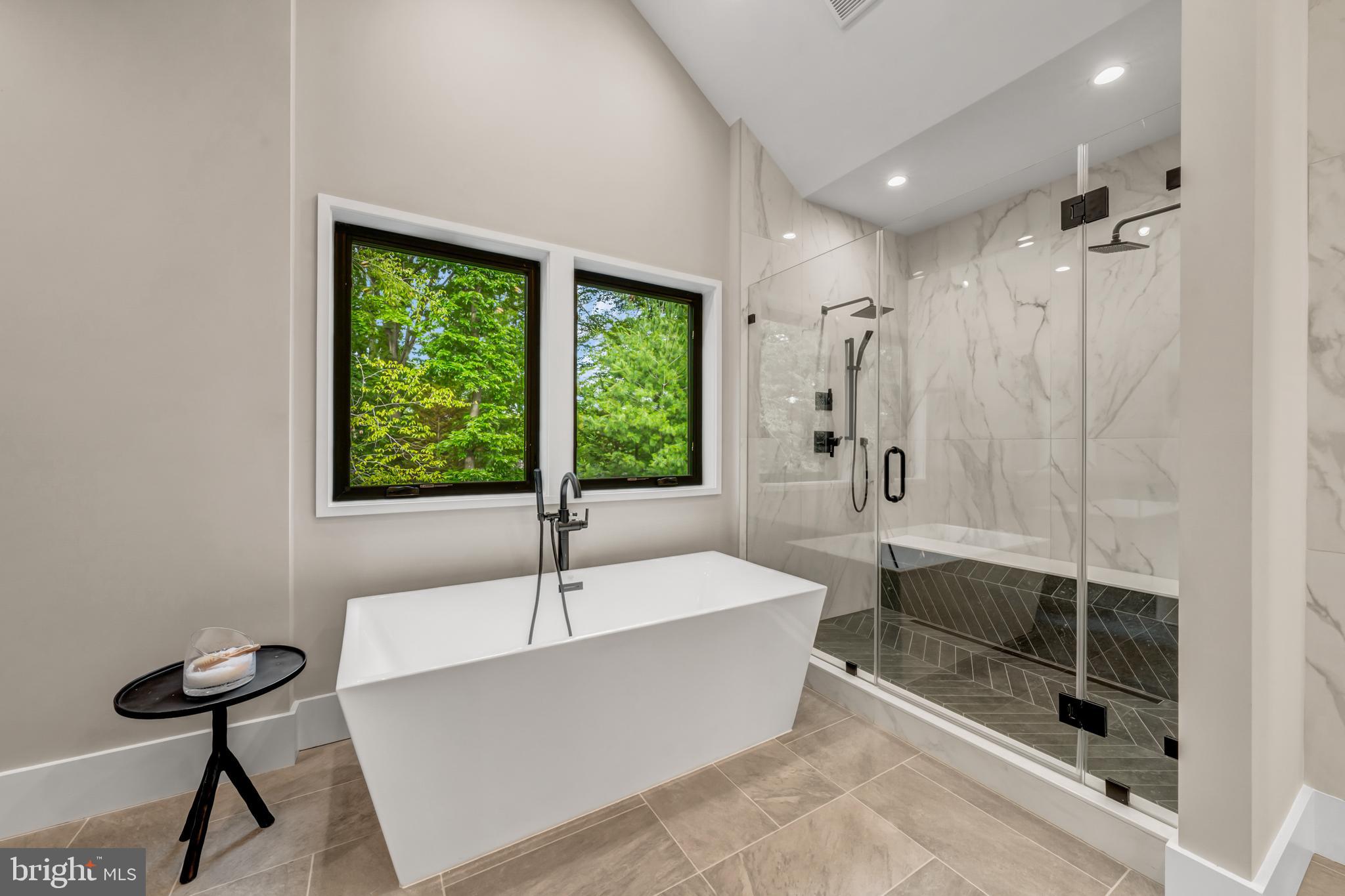 BELLEVUE FOREST - Residential