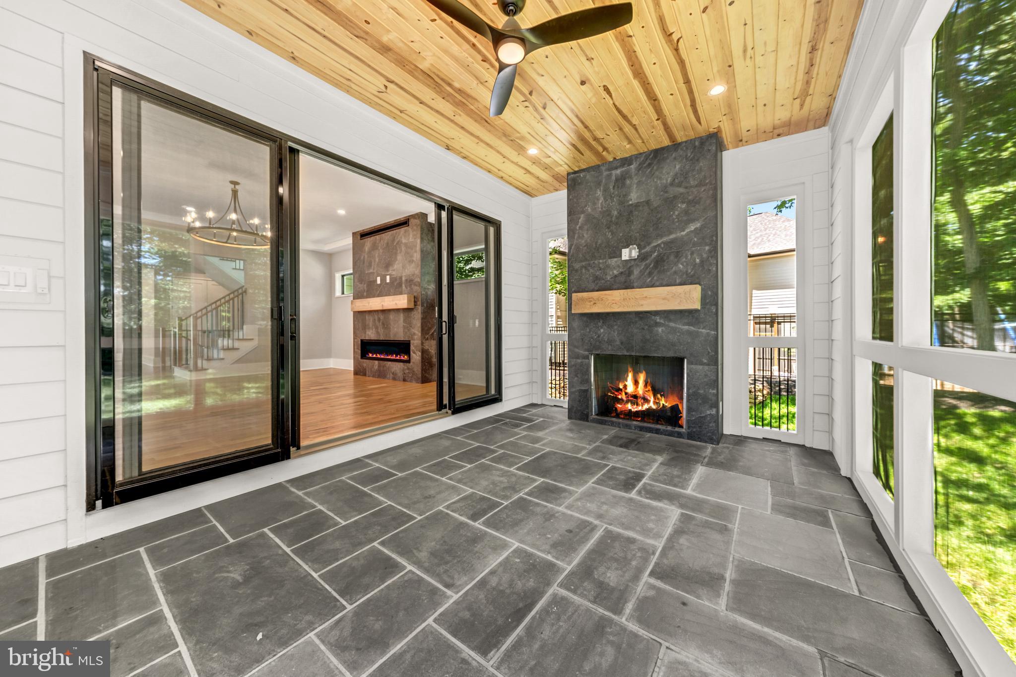 BELLEVUE FOREST - Residential