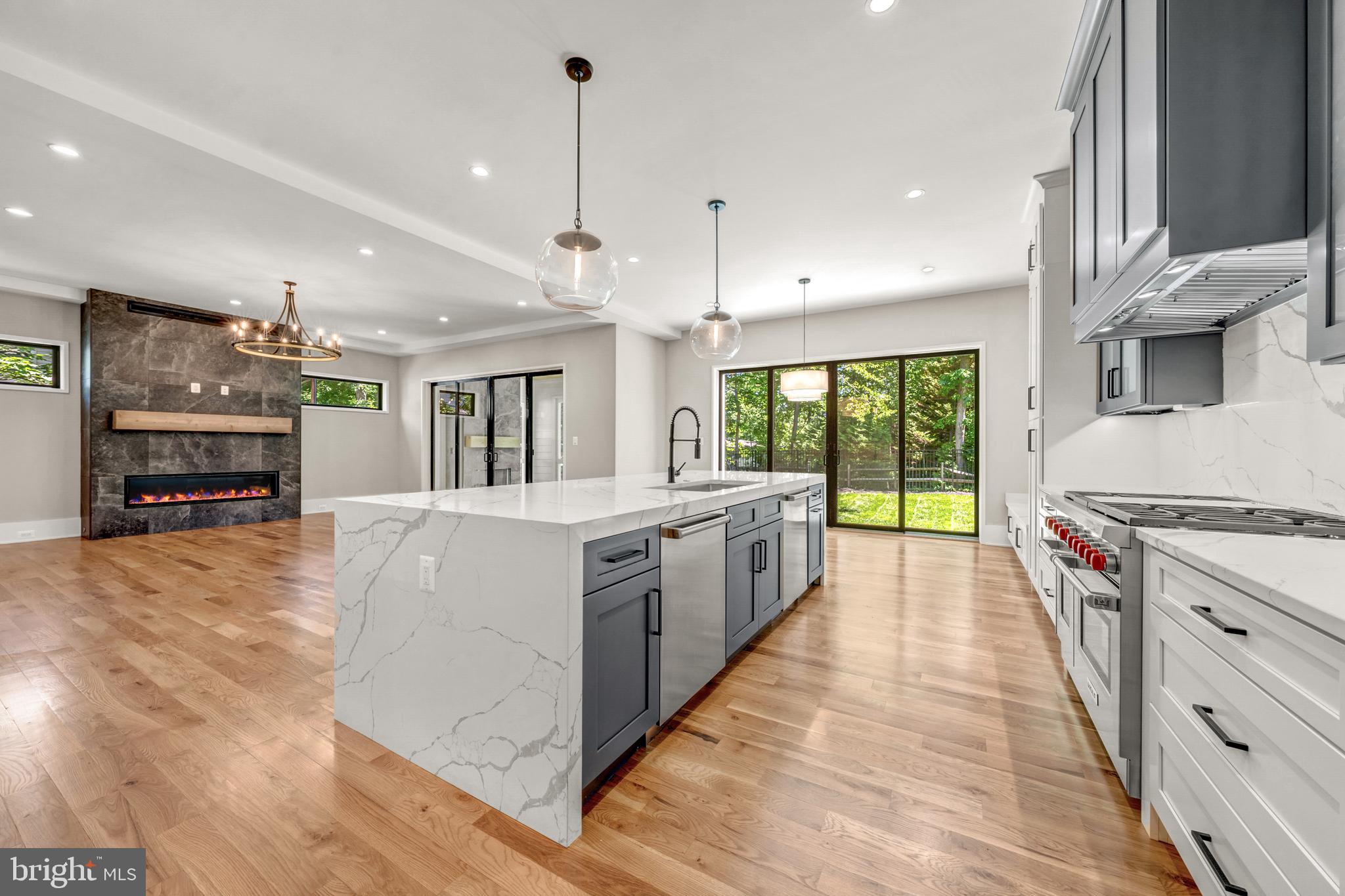 BELLEVUE FOREST - Residential