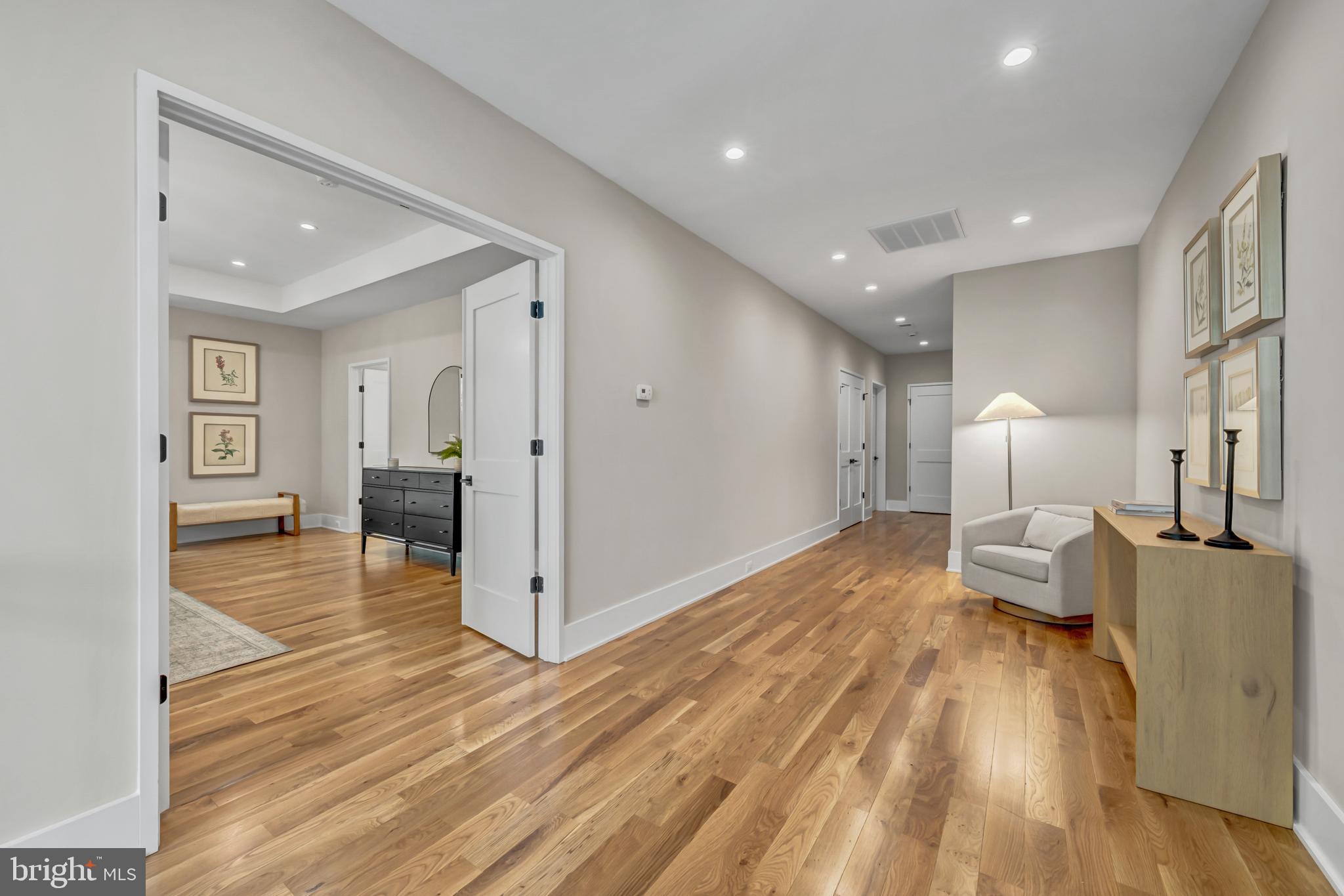 BELLEVUE FOREST - Residential