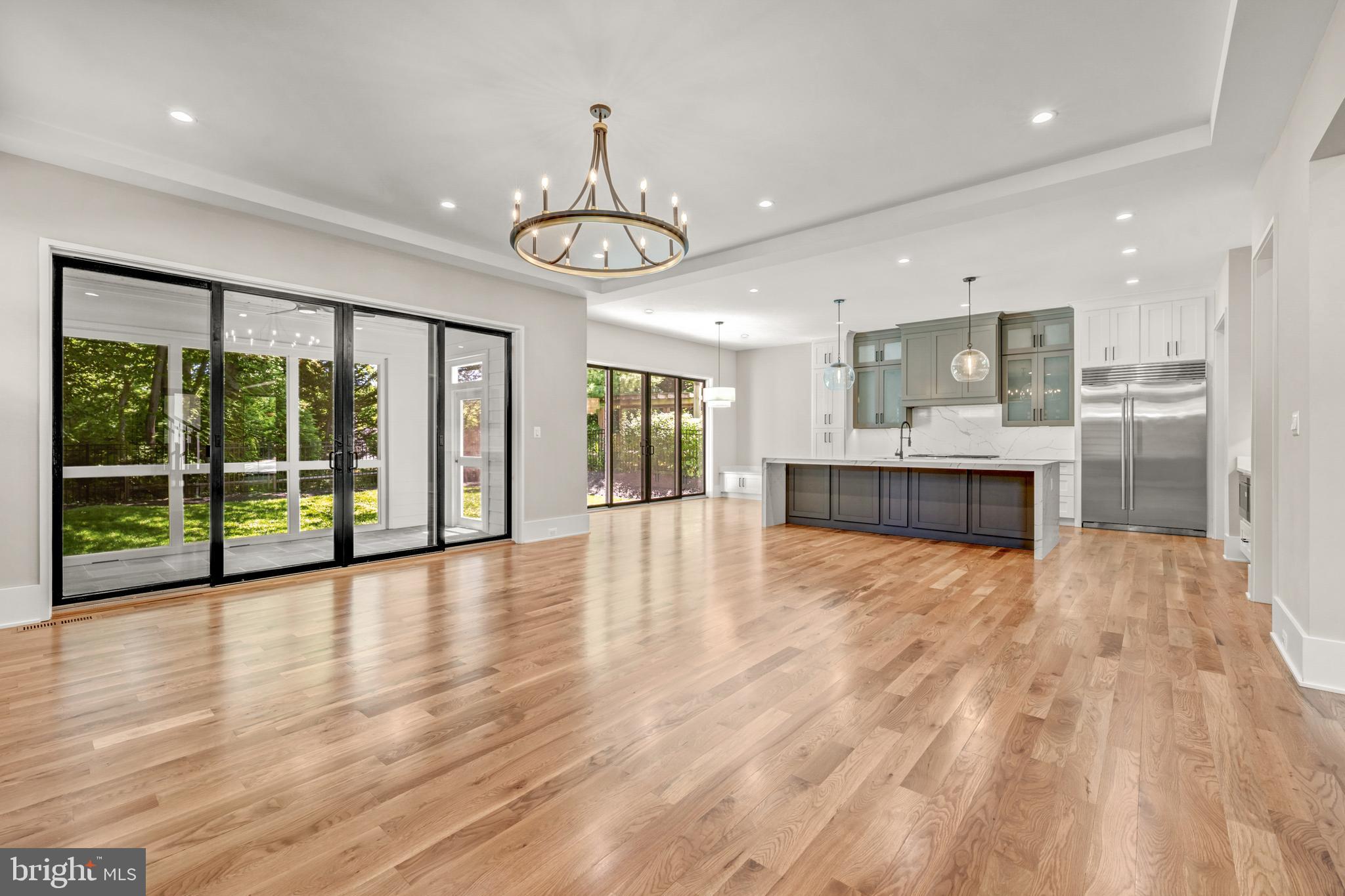 BELLEVUE FOREST - Residential