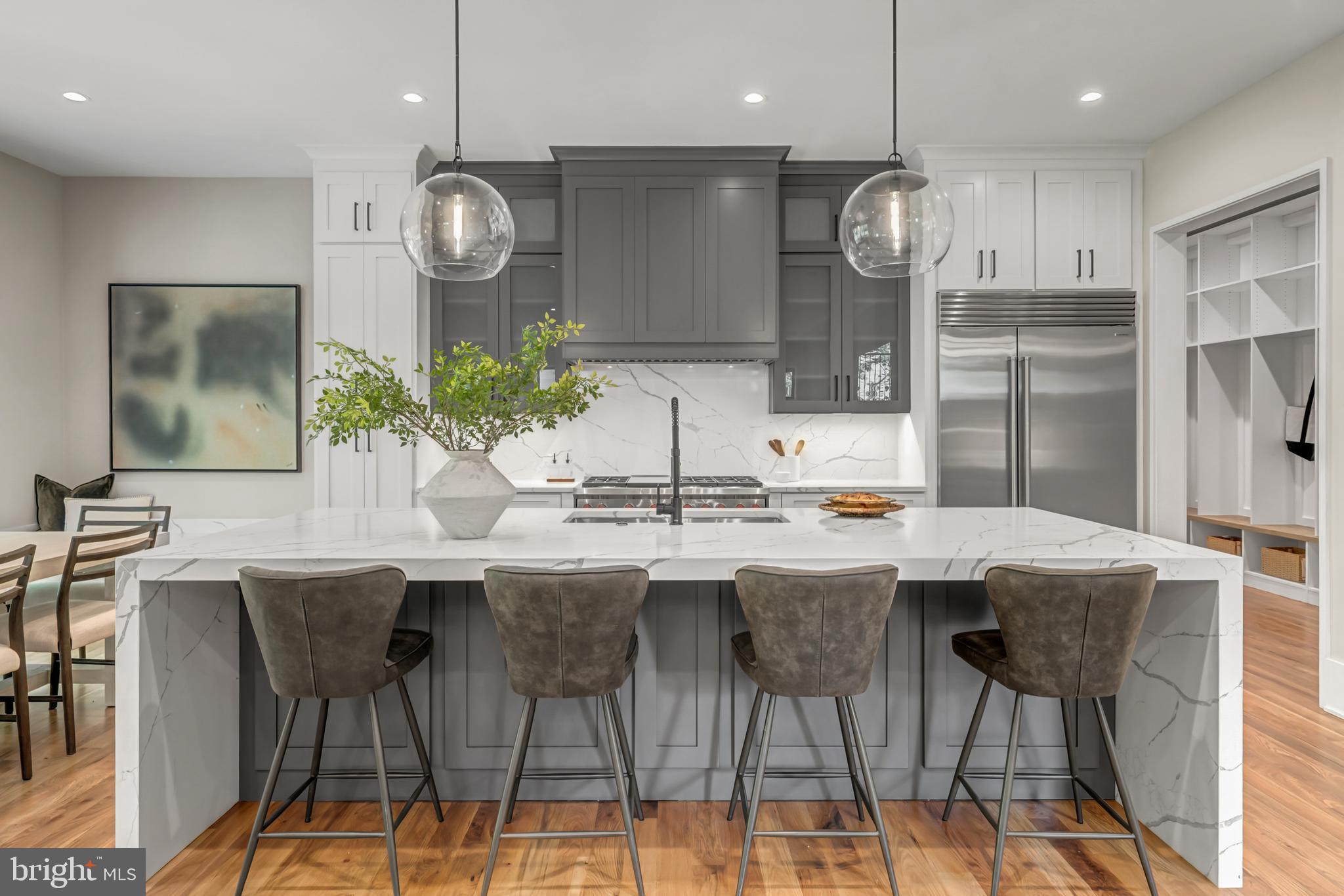 BELLEVUE FOREST - Residential