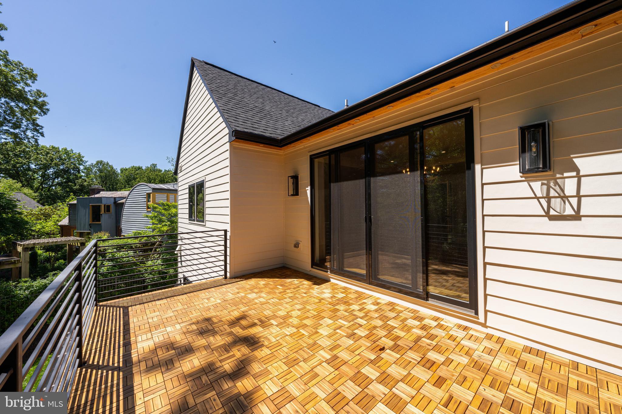BELLEVUE FOREST - Residential