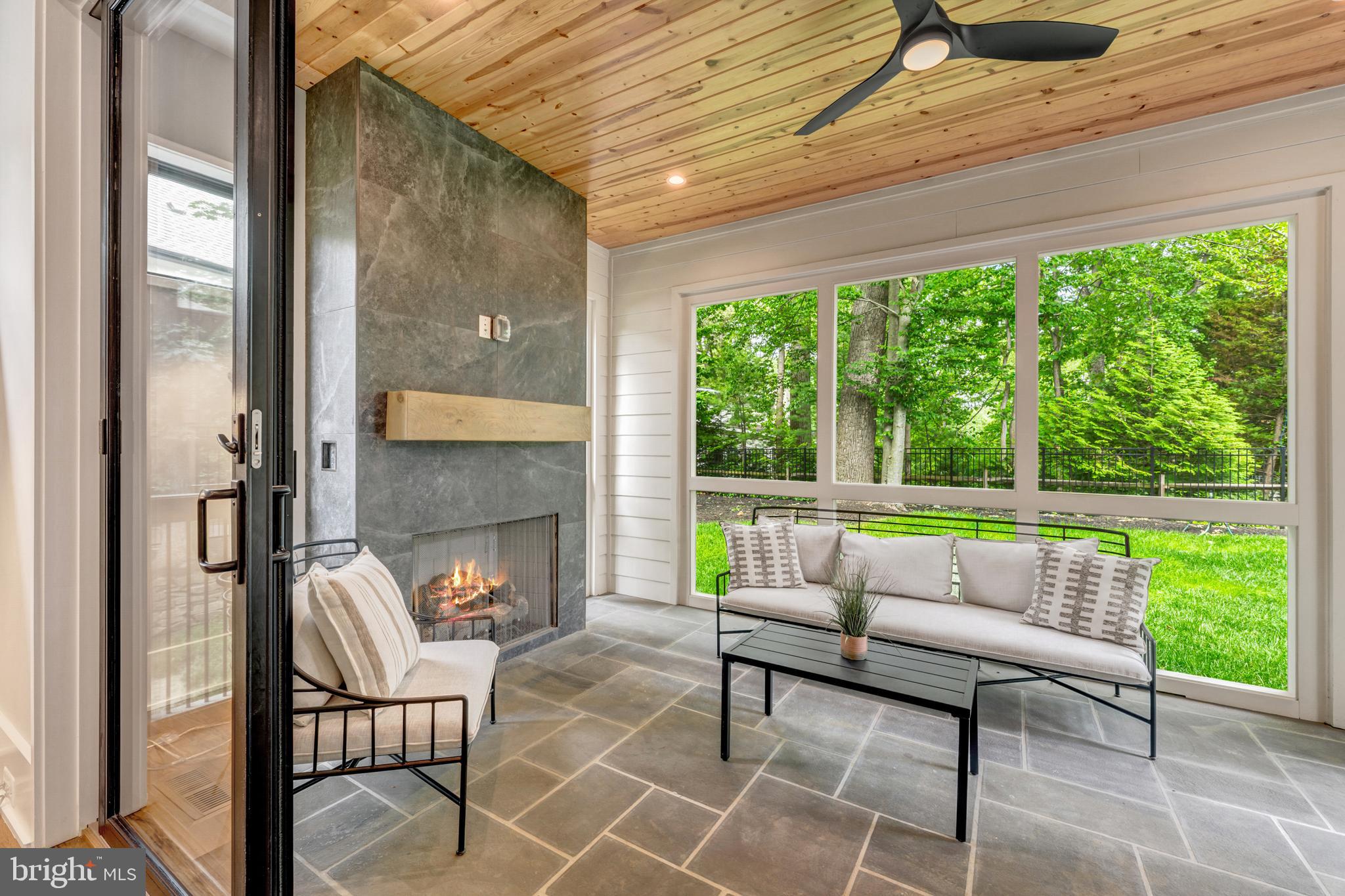 BELLEVUE FOREST - Residential