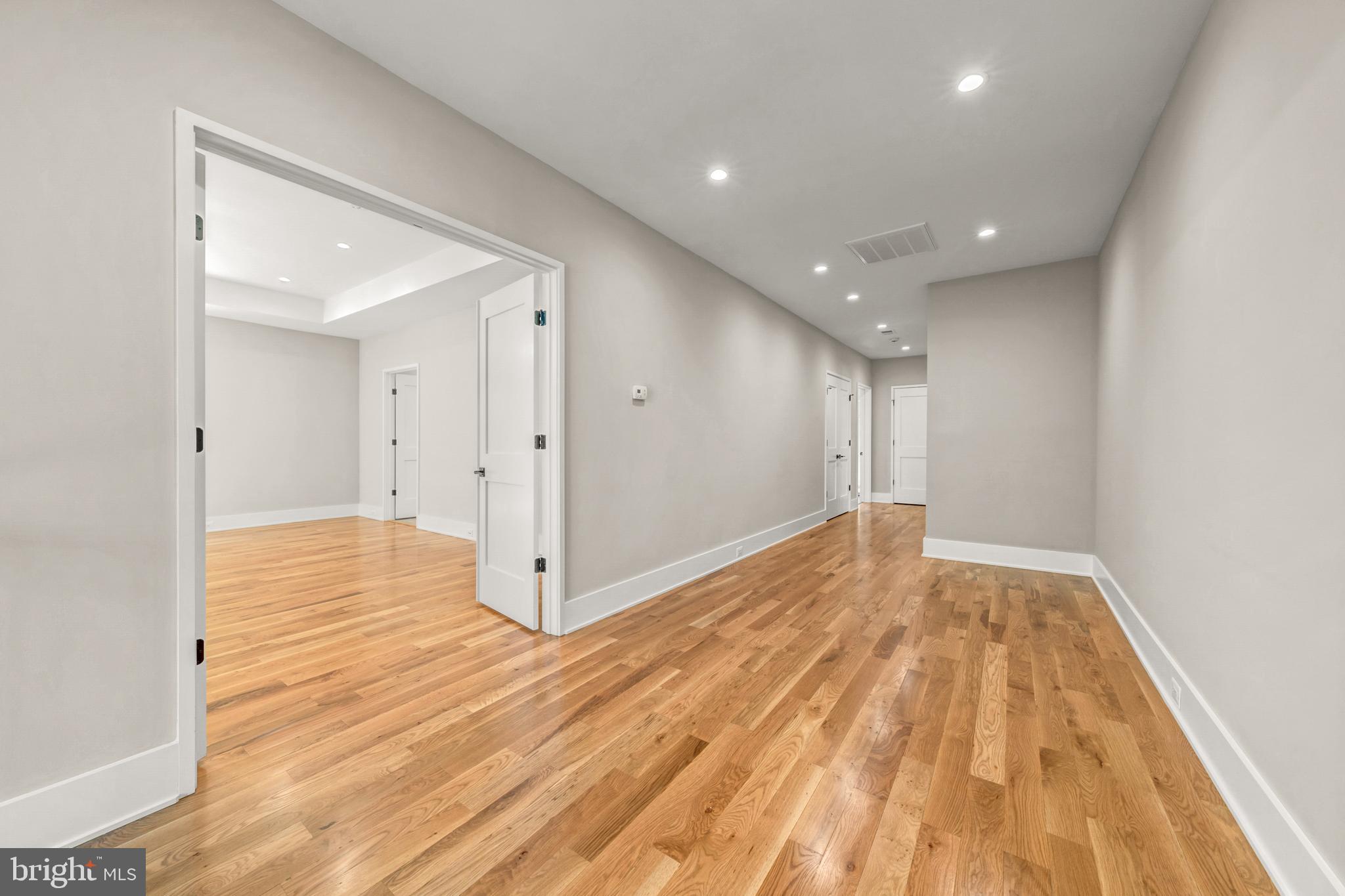 BELLEVUE FOREST - Residential