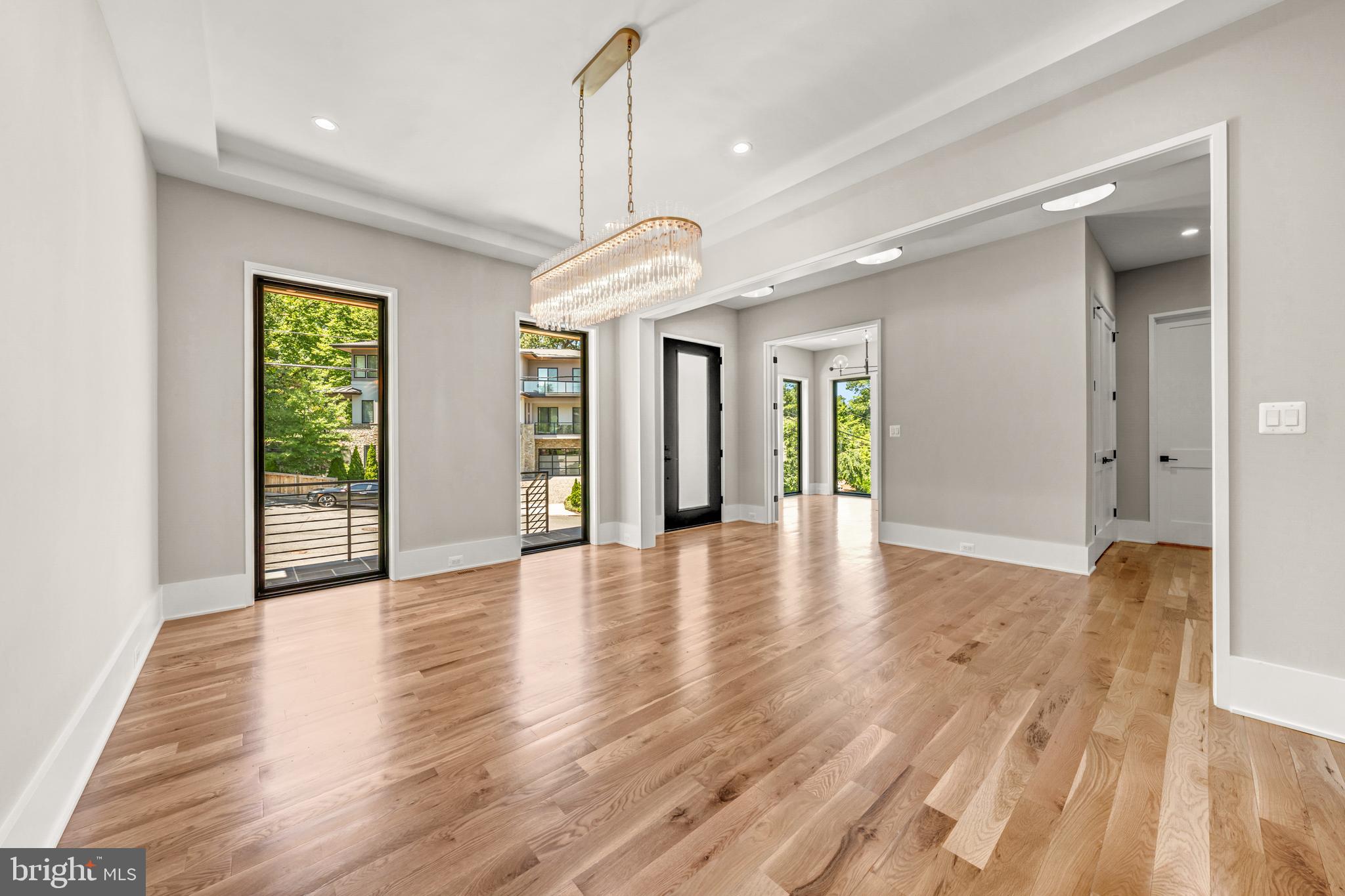 BELLEVUE FOREST - Residential