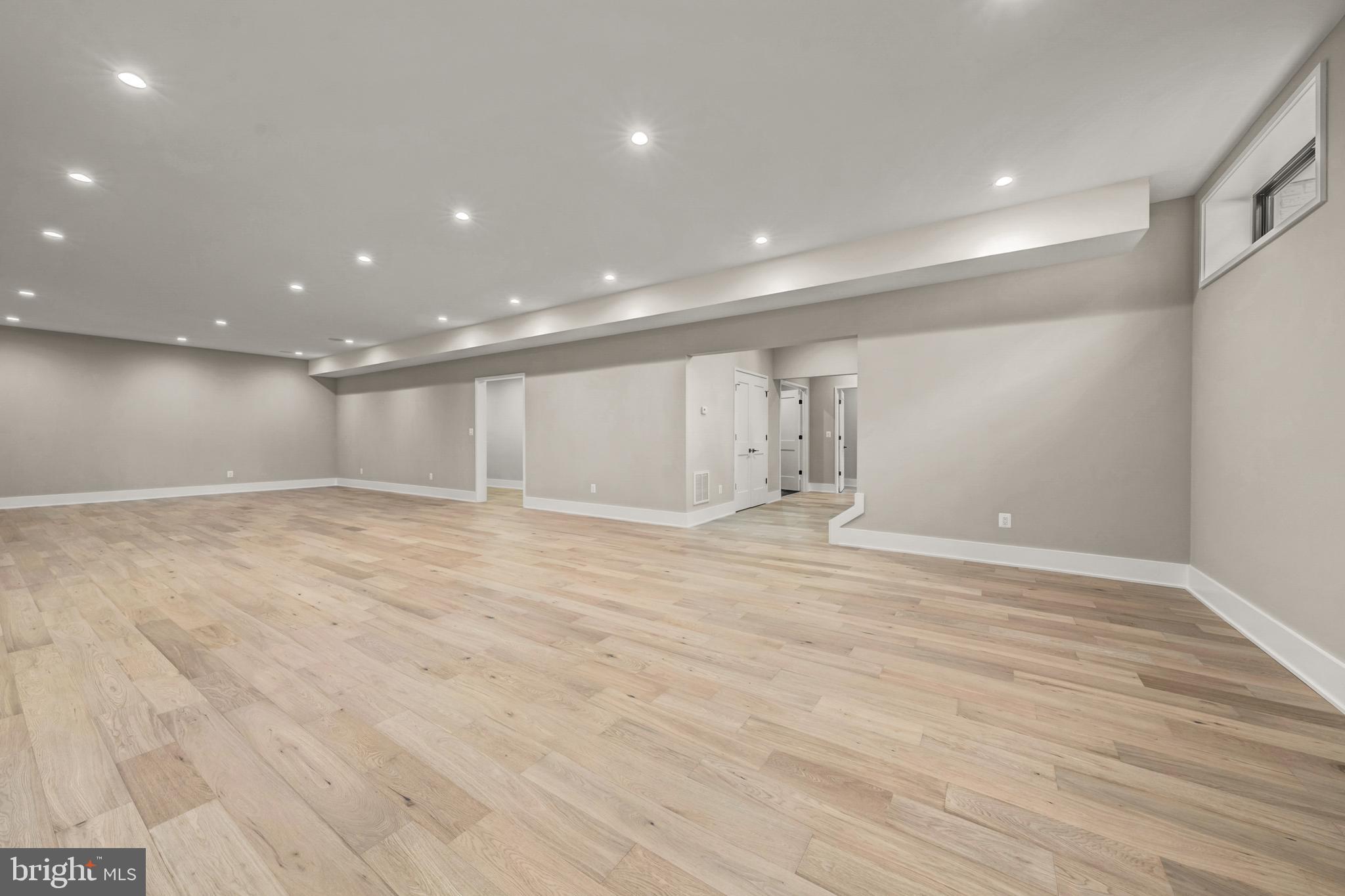 BELLEVUE FOREST - Residential