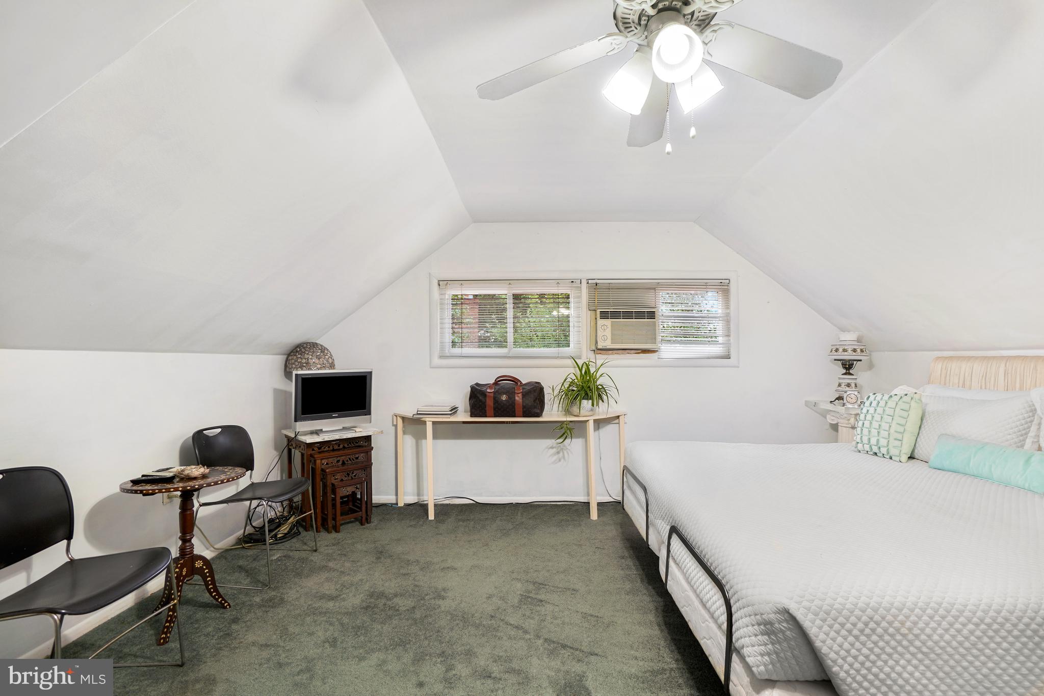 HUNGERFORD - Residential