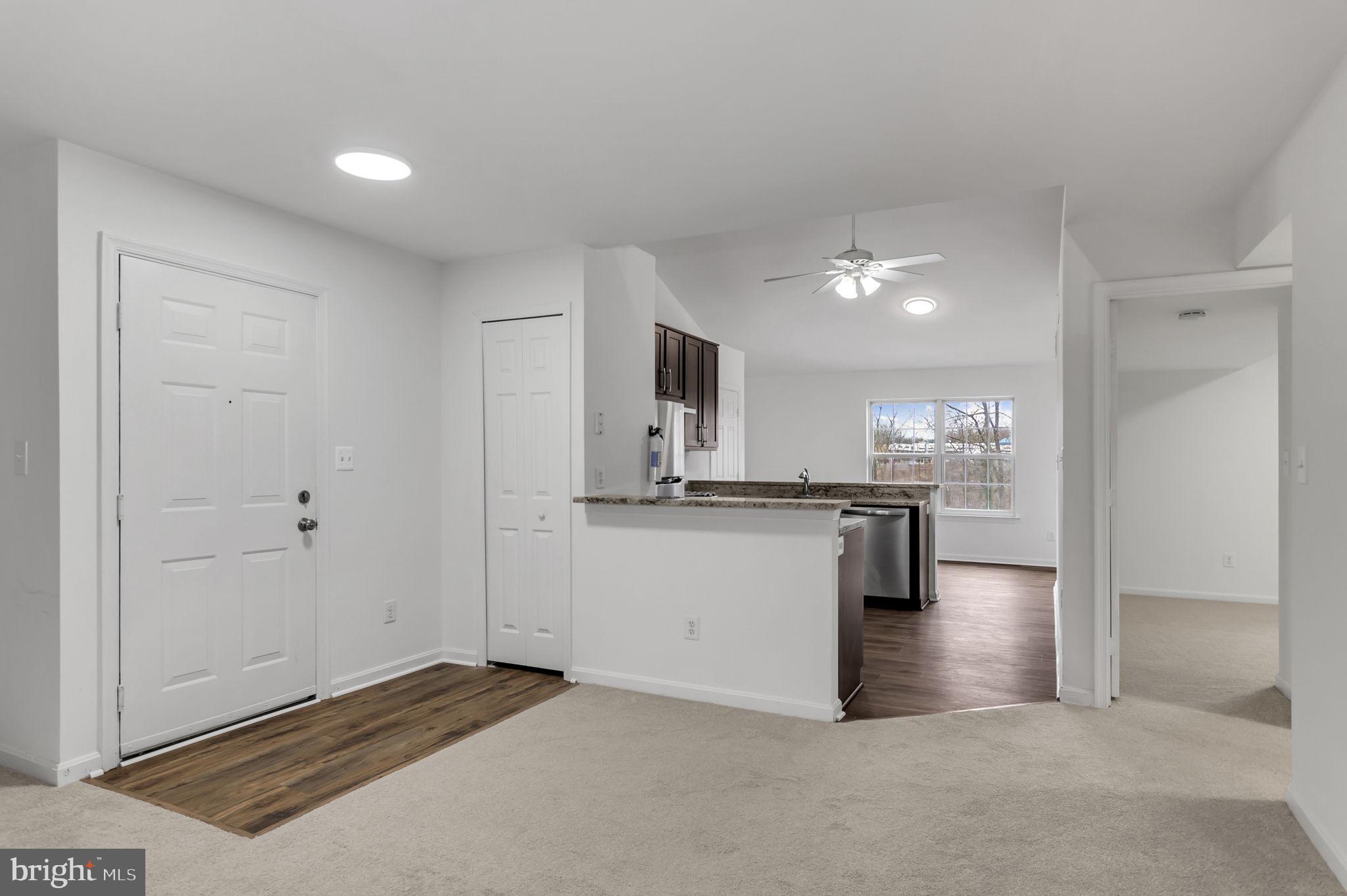 SARATOGA SPRINGS - Residential