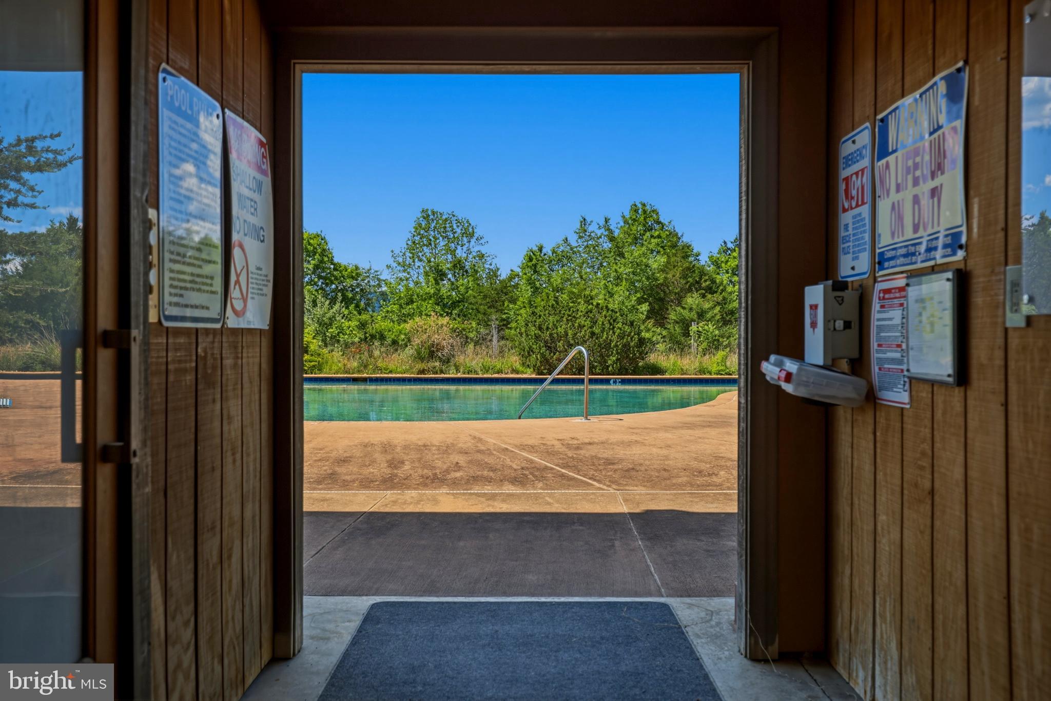 BROOMGRASS - Residential