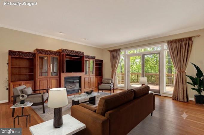 RIVER DOWNS - Residential