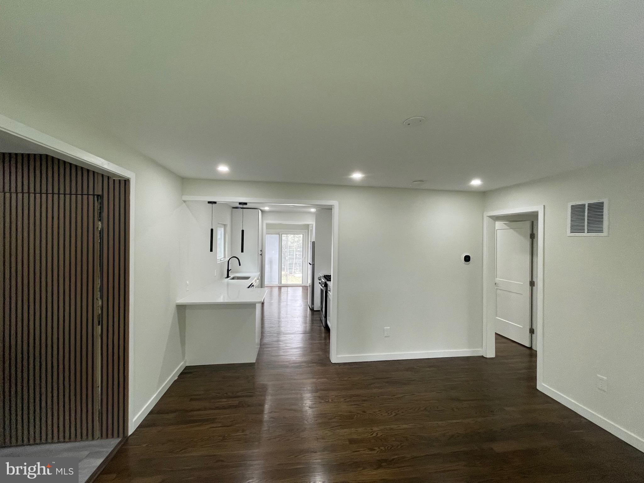 ROCKCREST - Residential