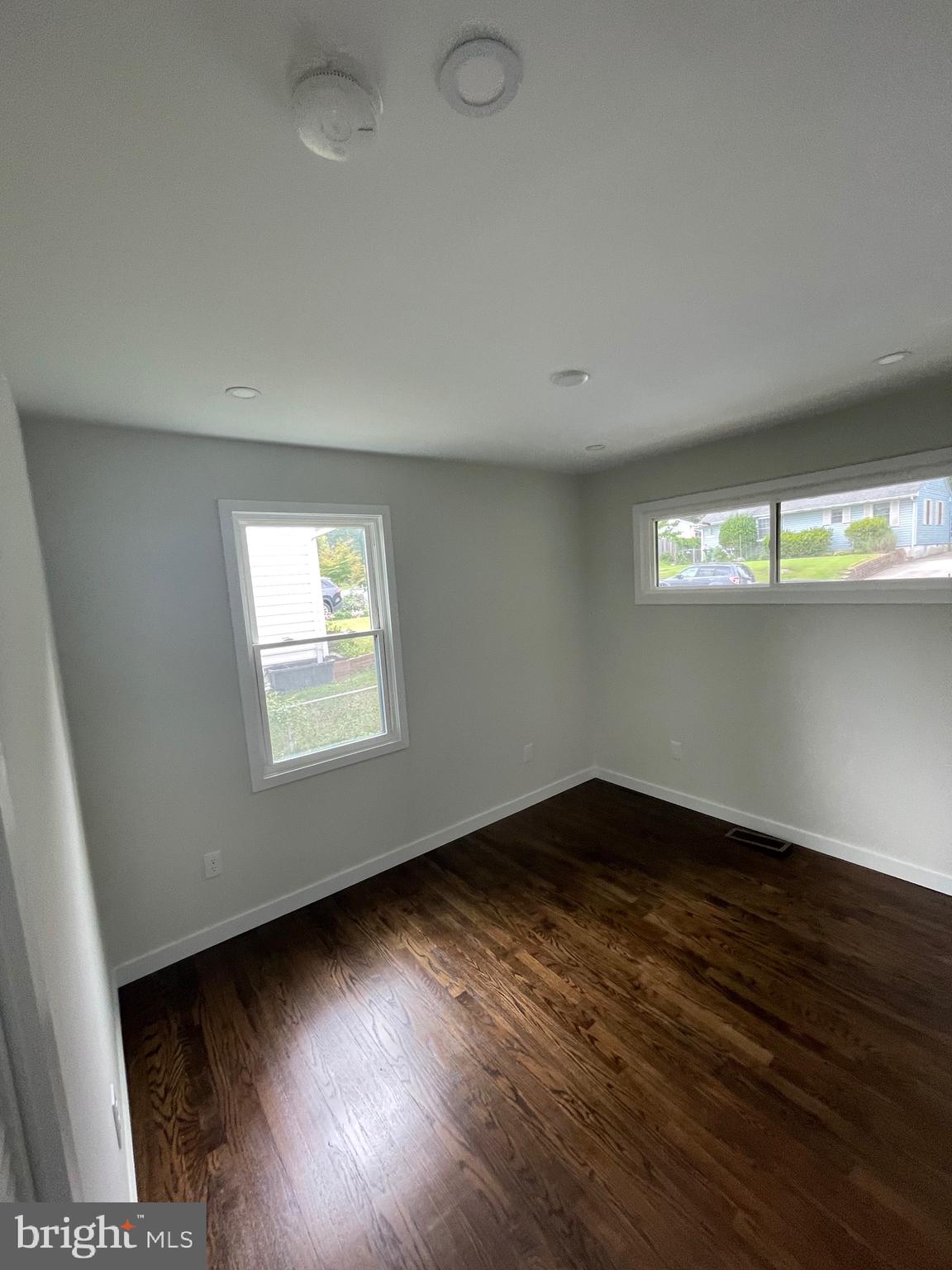 ROCKCREST - Residential