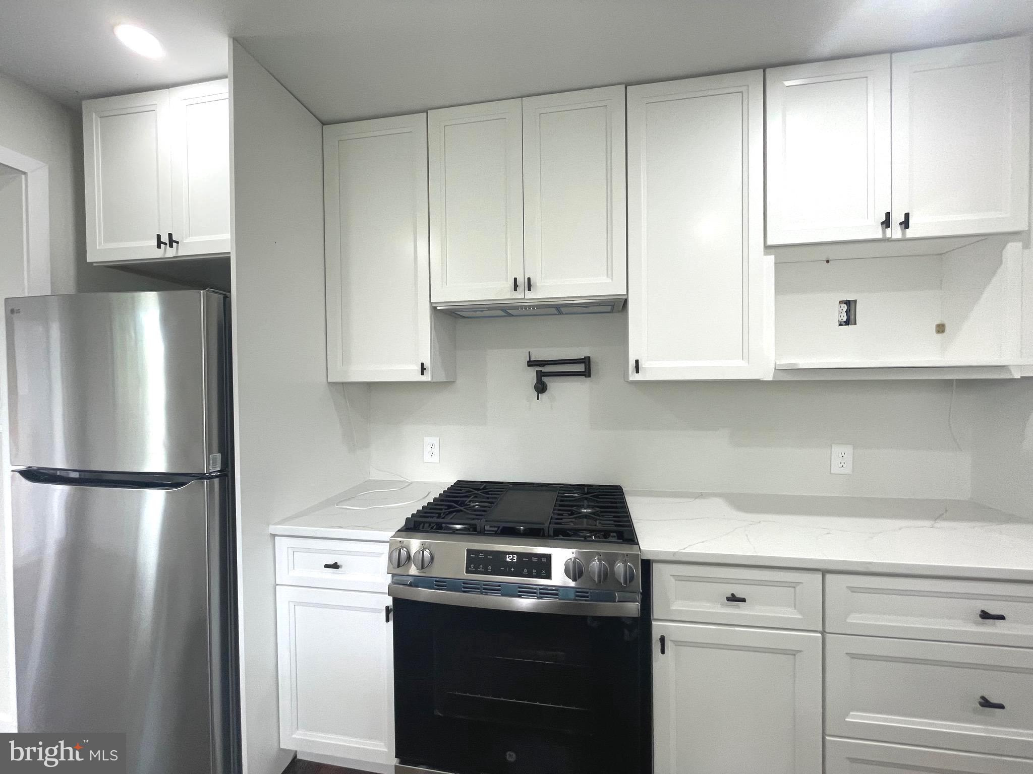 ROCKCREST - Residential