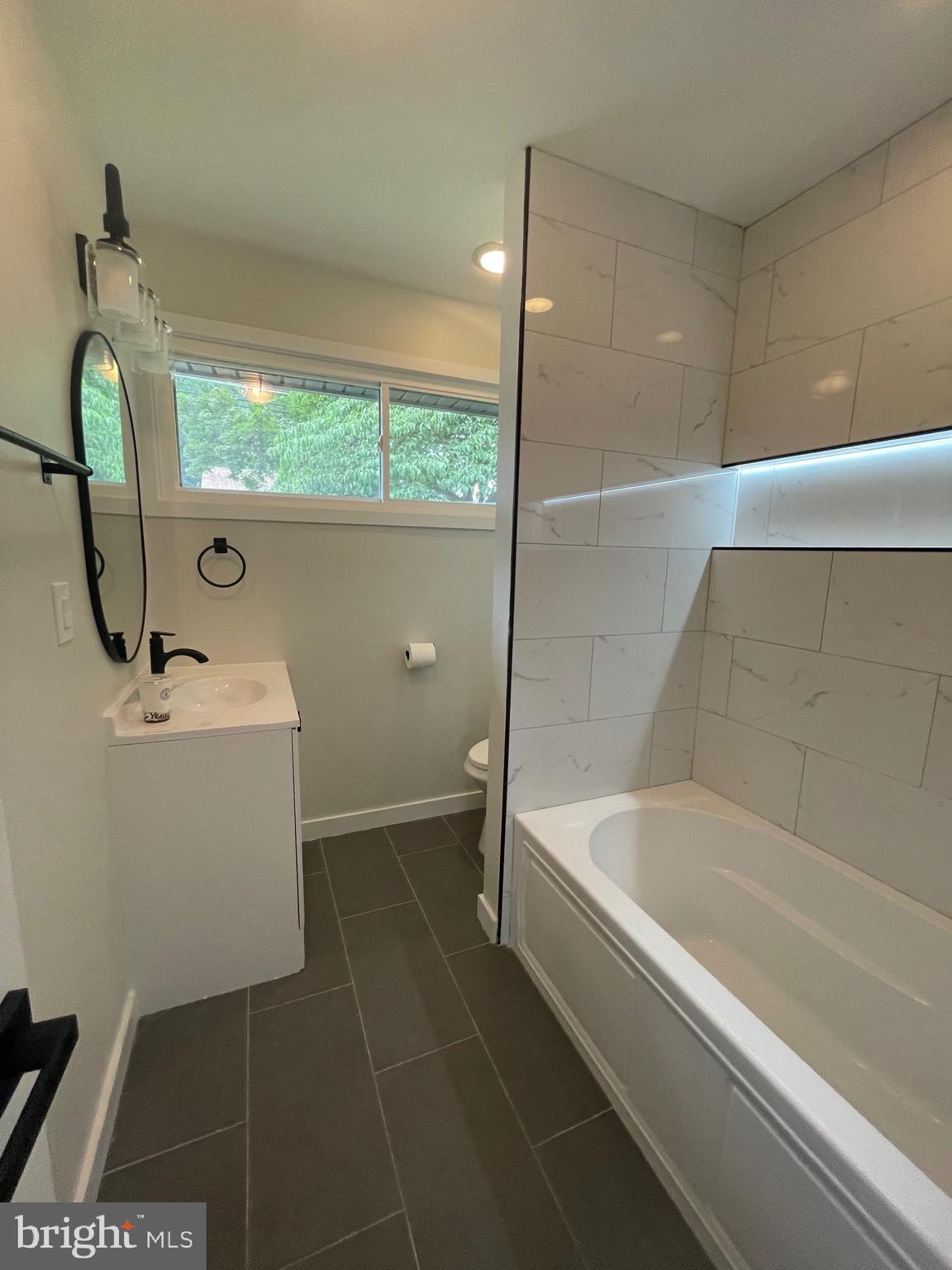 ROCKCREST - Residential