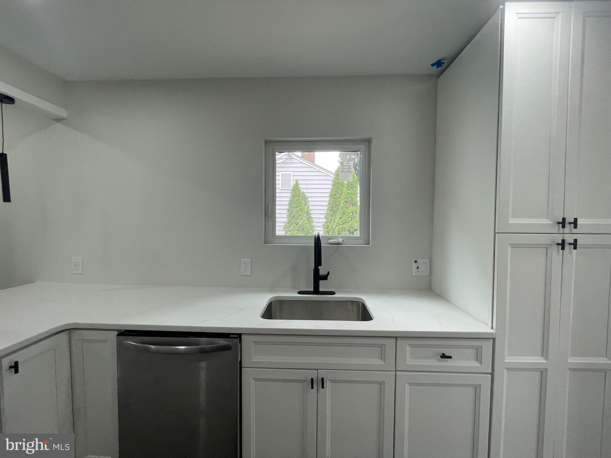 ROCKCREST - Residential