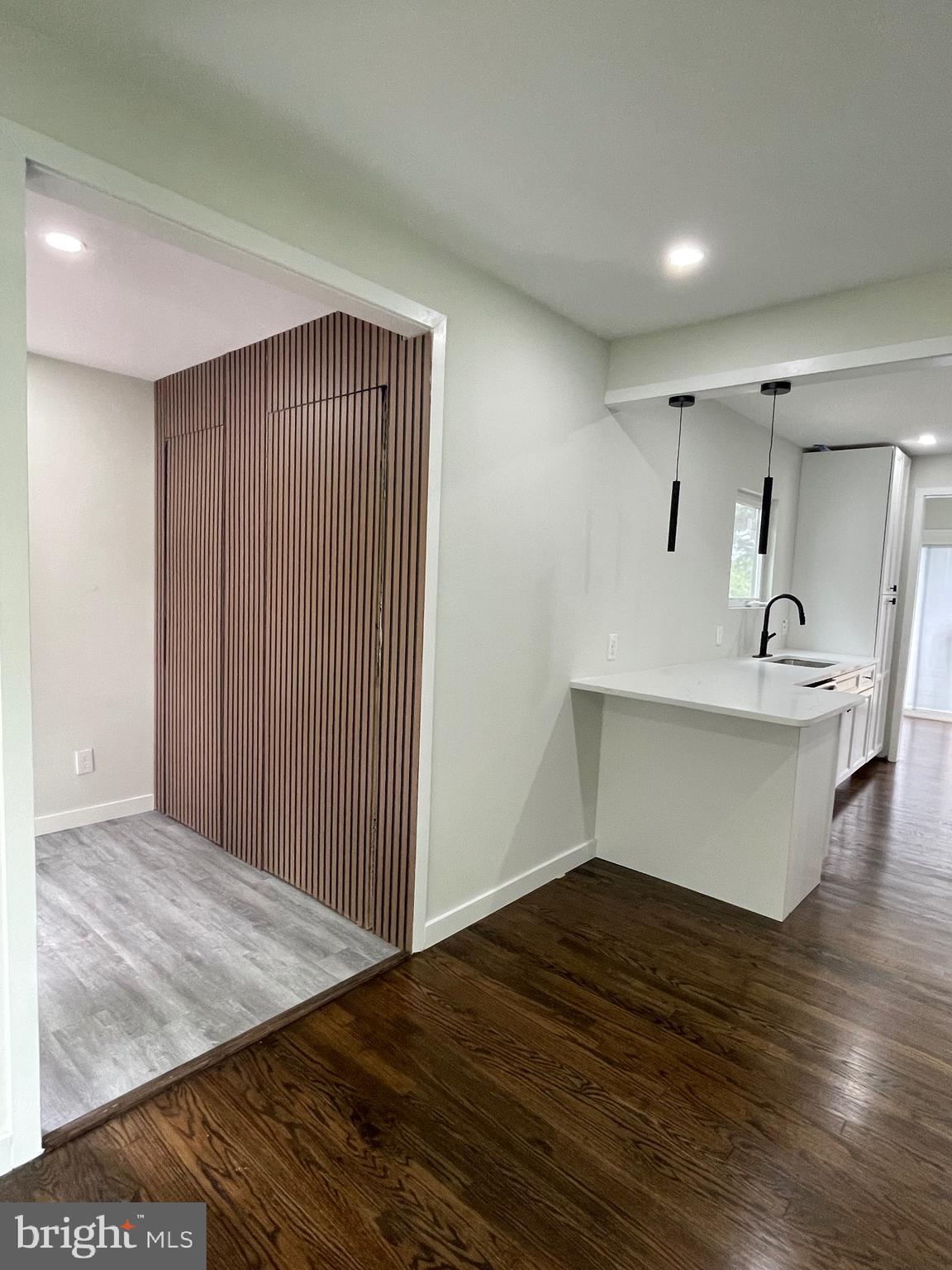 ROCKCREST - Residential