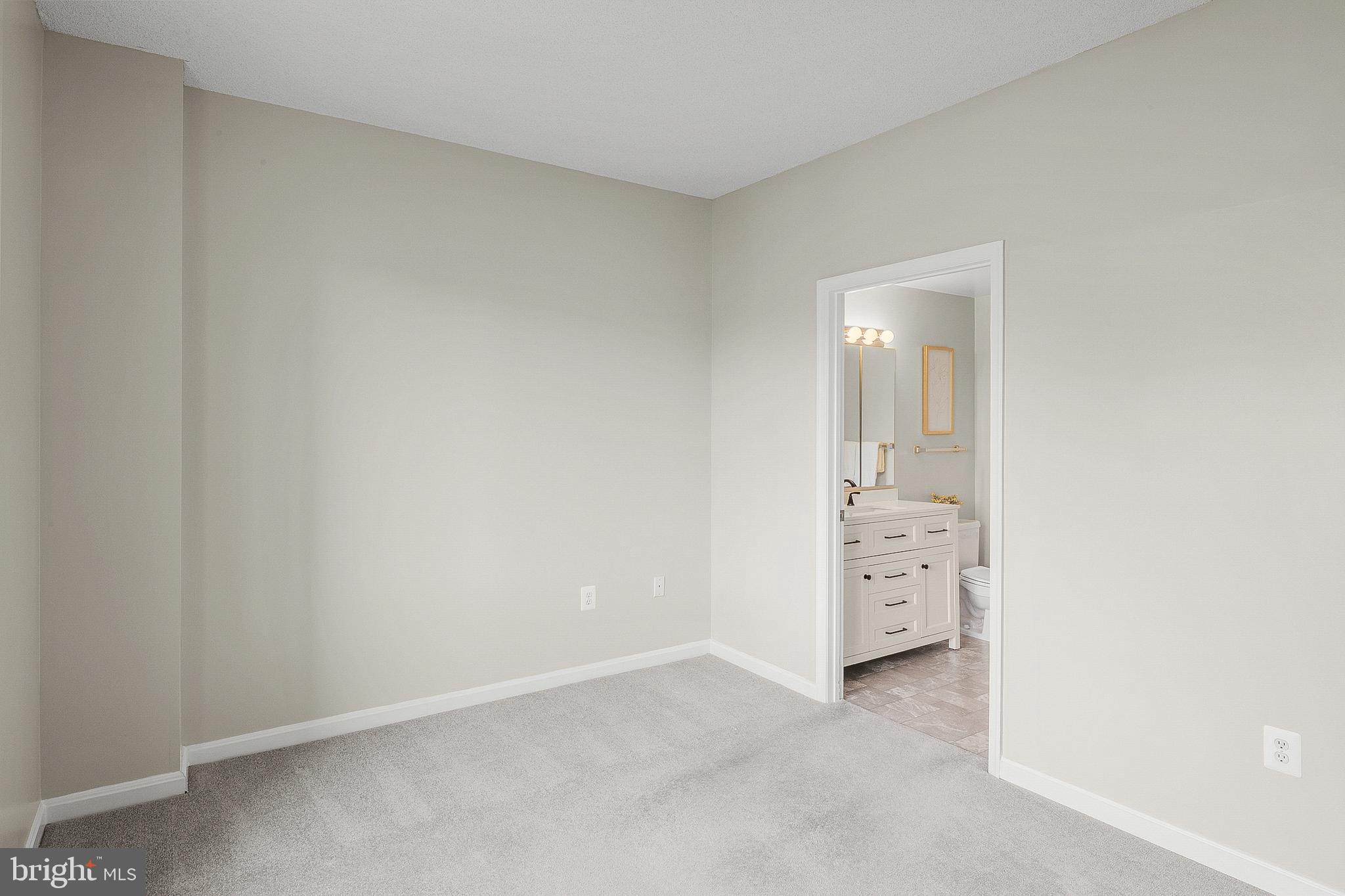 LEISURE WORLD - Residential