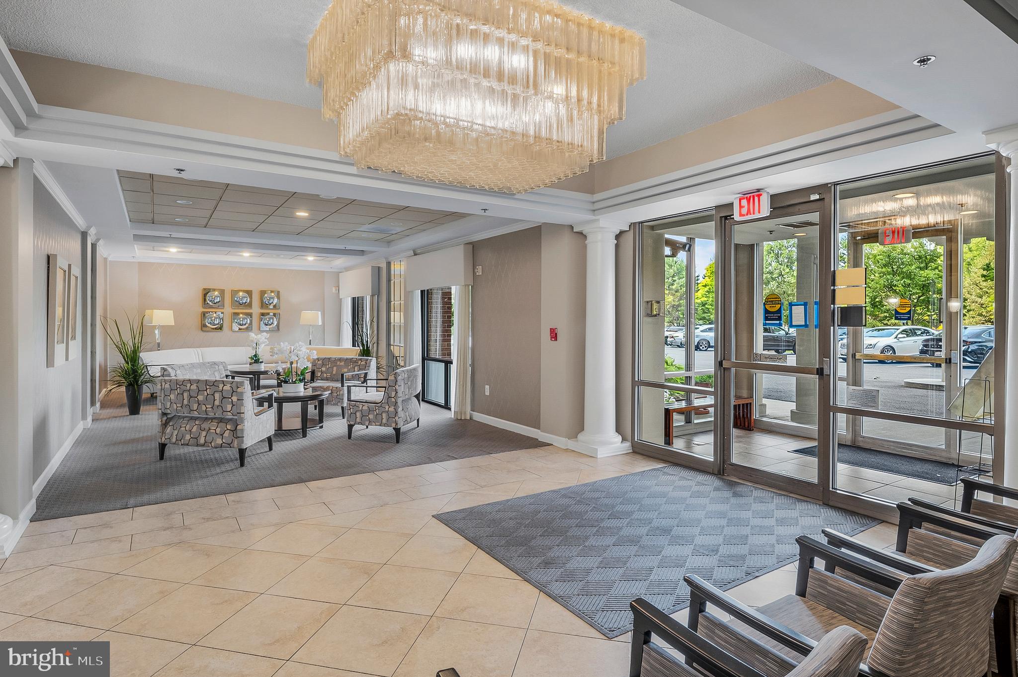 LEISURE WORLD - Residential