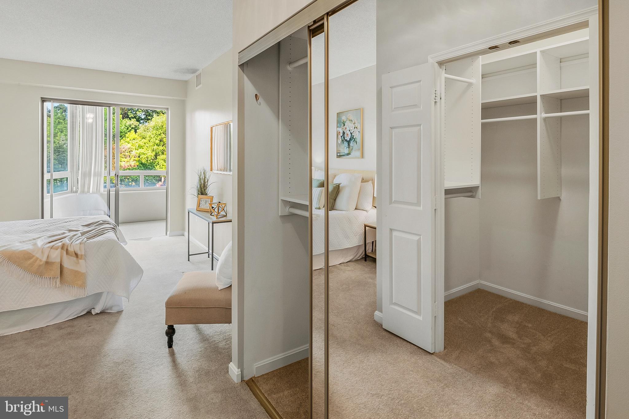 LEISURE WORLD - Residential