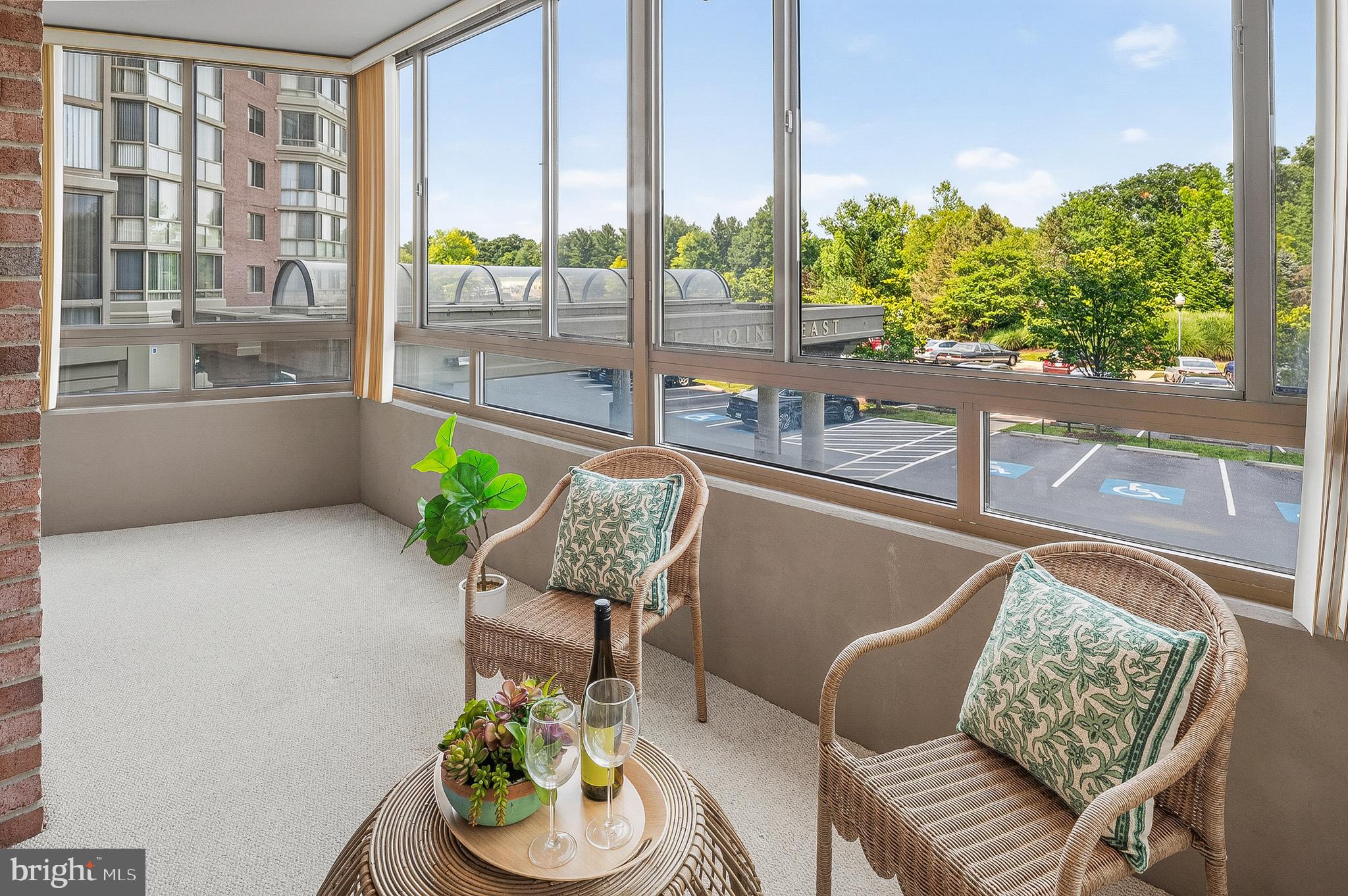 LEISURE WORLD - Residential