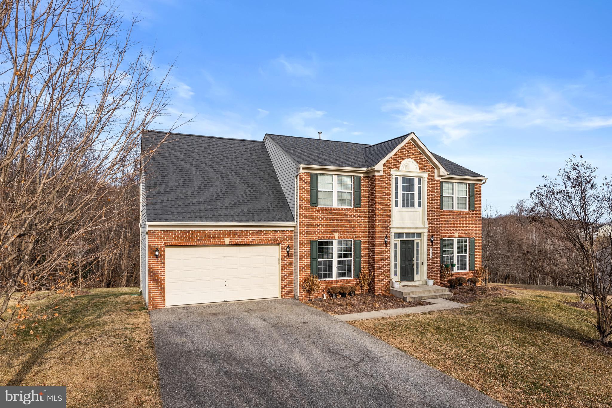 VISTAS AT GALLAHAN - Residential