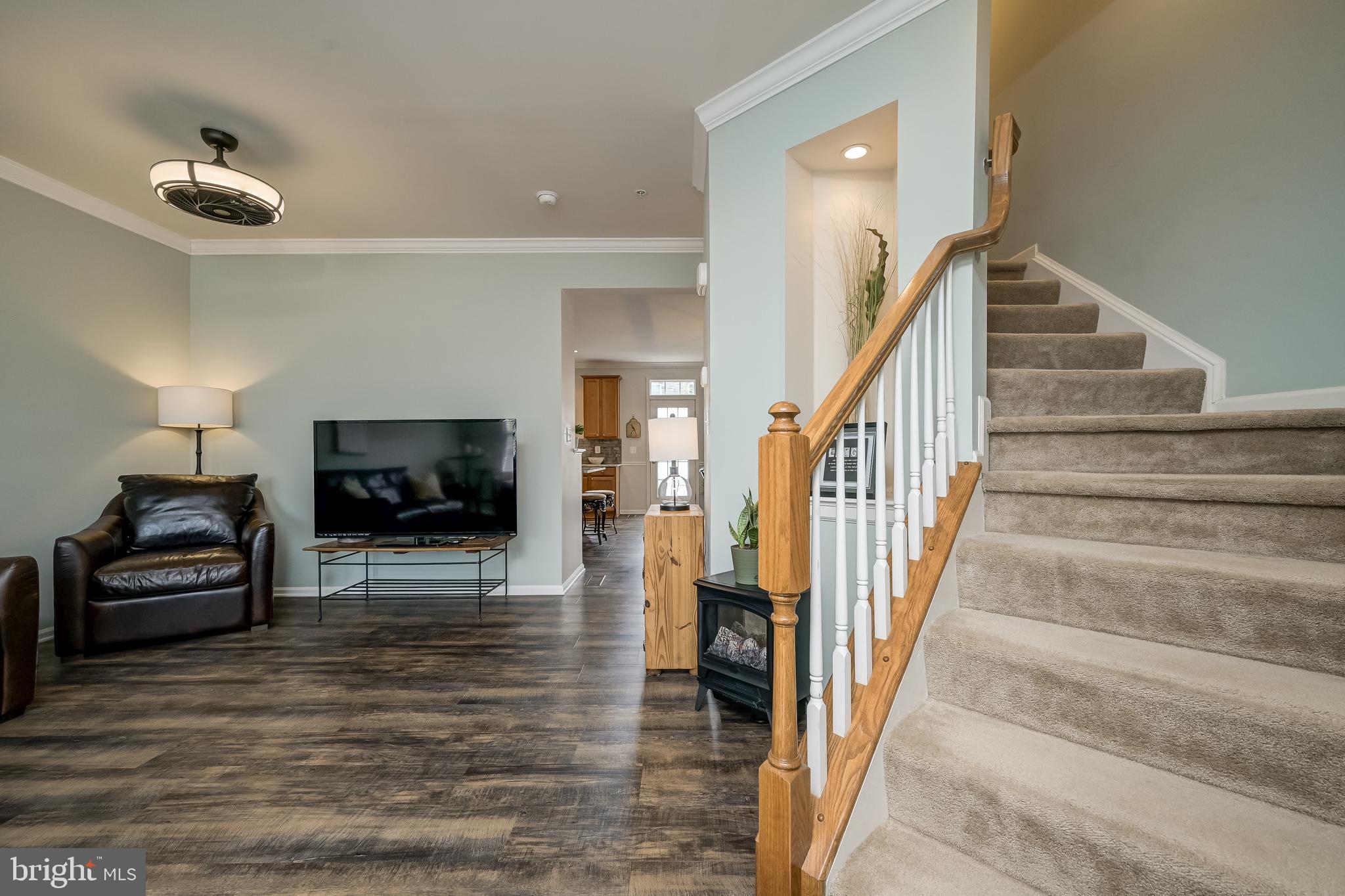 BELMONT STATION - Residential