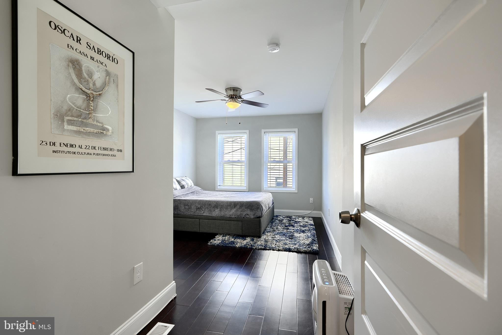 LOCUST POINT - Residential