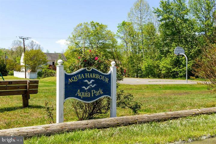 AQUIA HARBOUR - Residential
