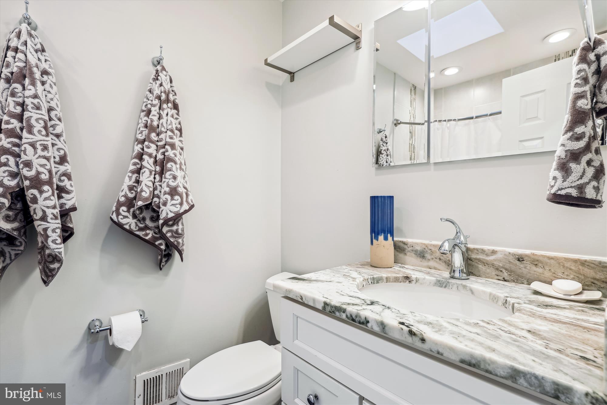 STRATFORD ON THE POTOMAC - Residential