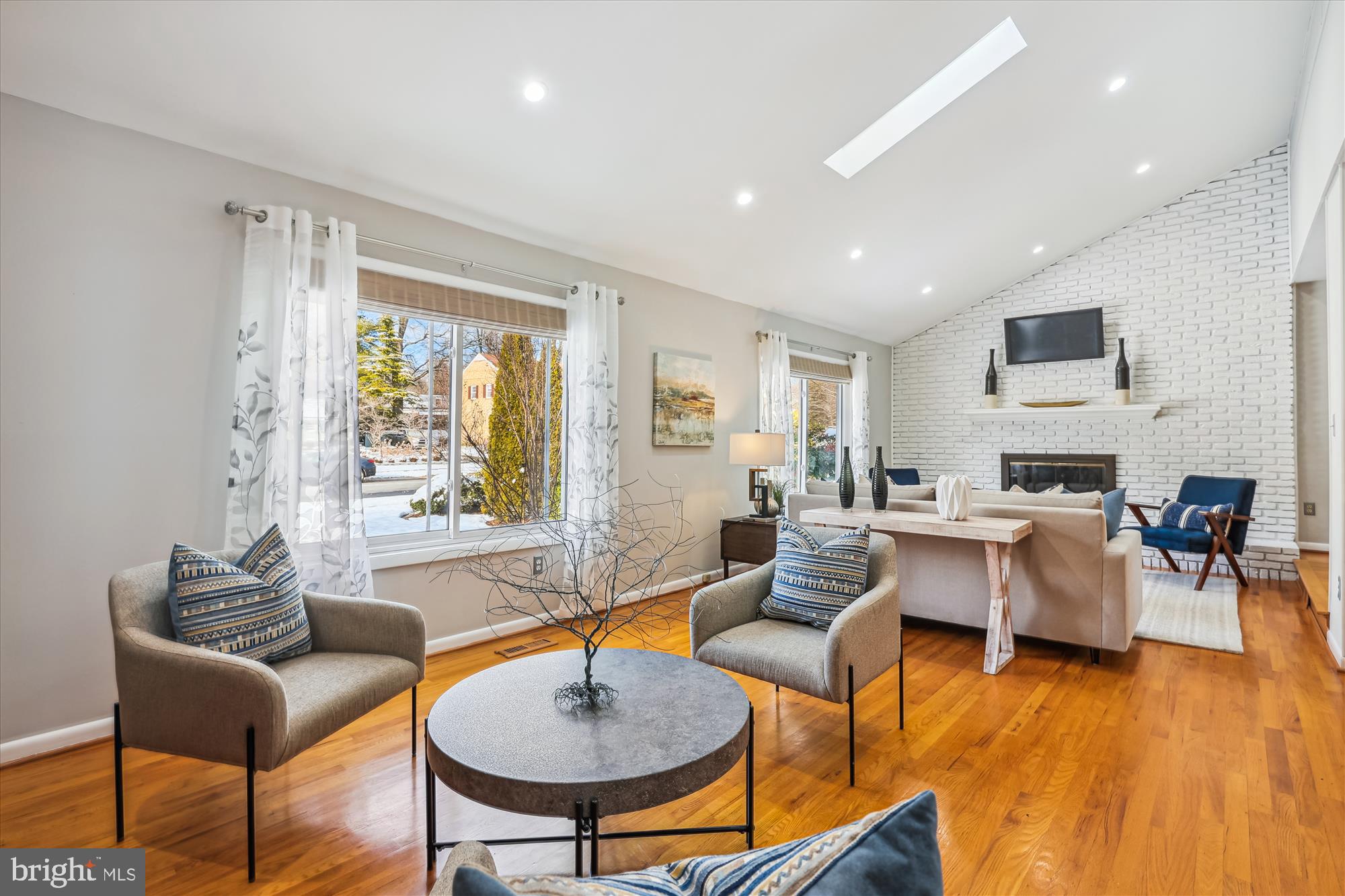 STRATFORD ON THE POTOMAC - Residential